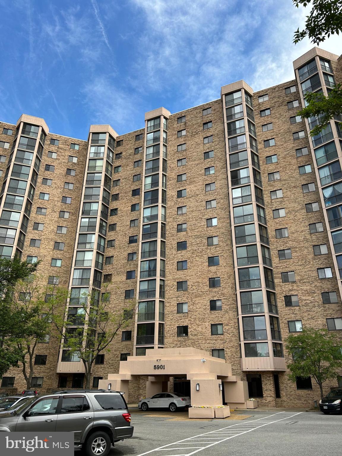 MONTEBELLO - Residential