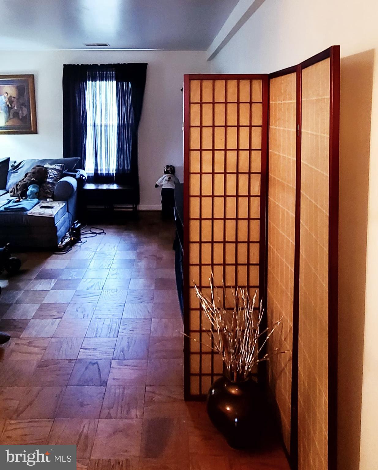 FOREST SPRING CONDO-PHAS - Residential