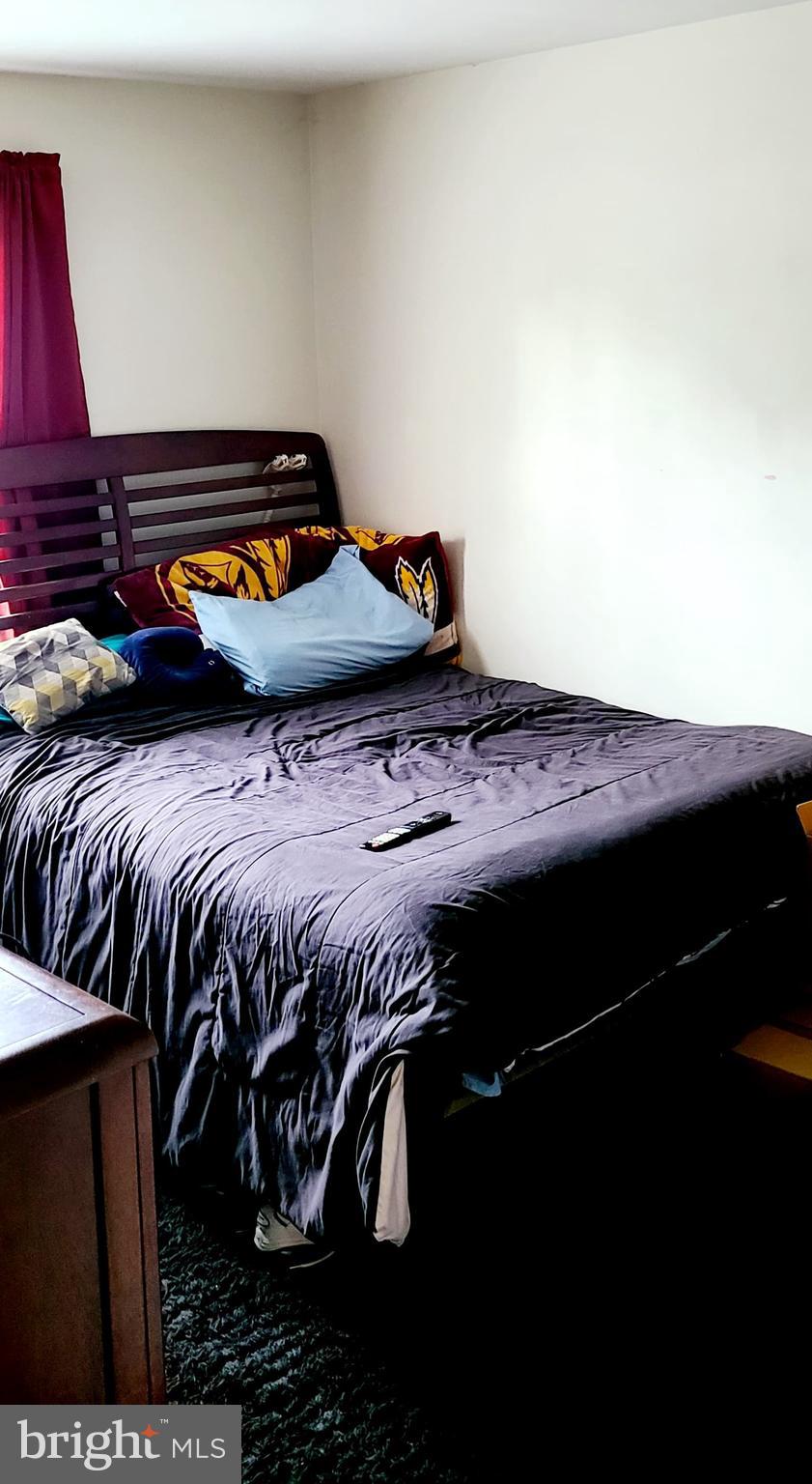 FOREST SPRING CONDO-PHAS - Residential