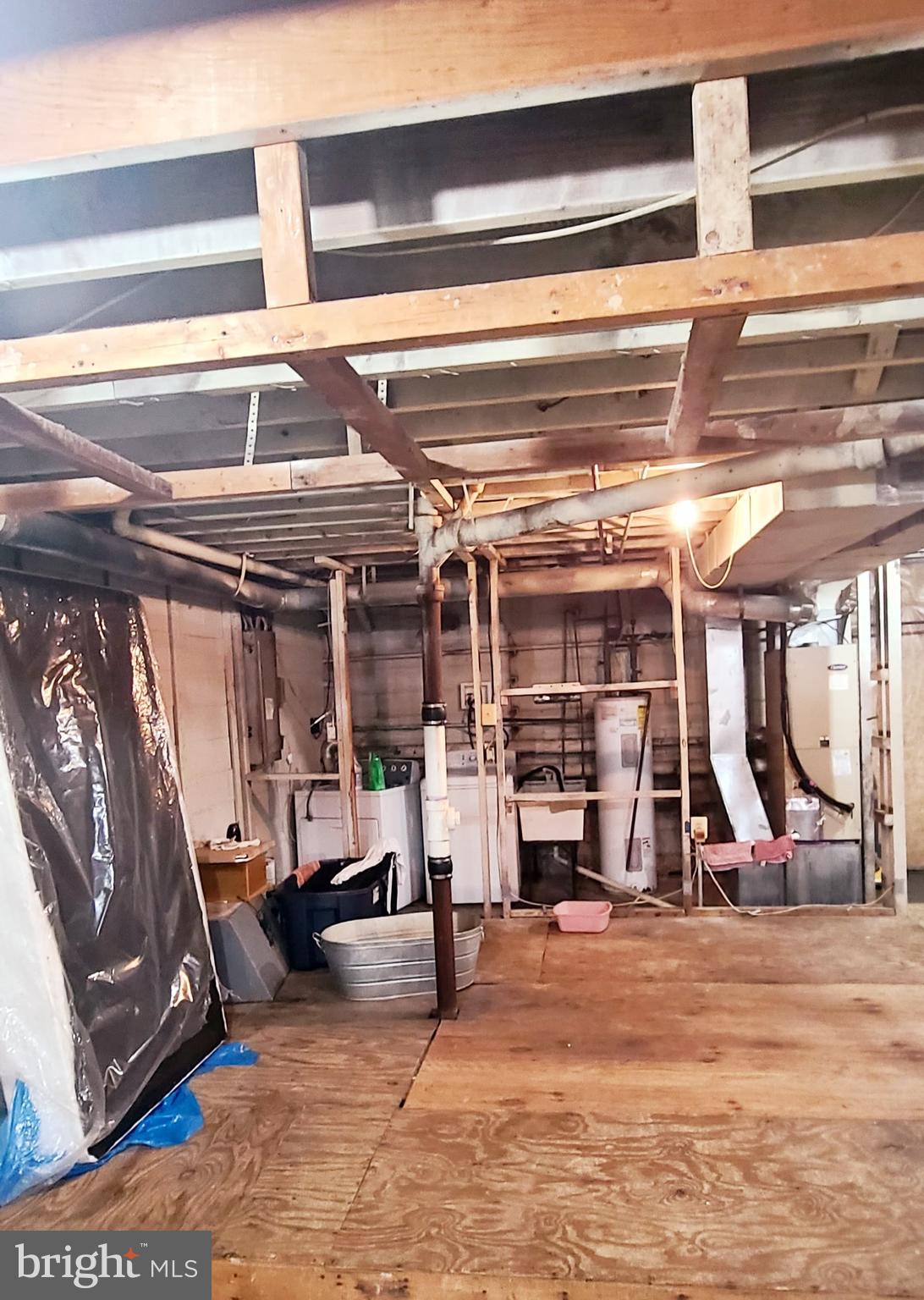 FOREST SPRING CONDO-PHAS - Residential