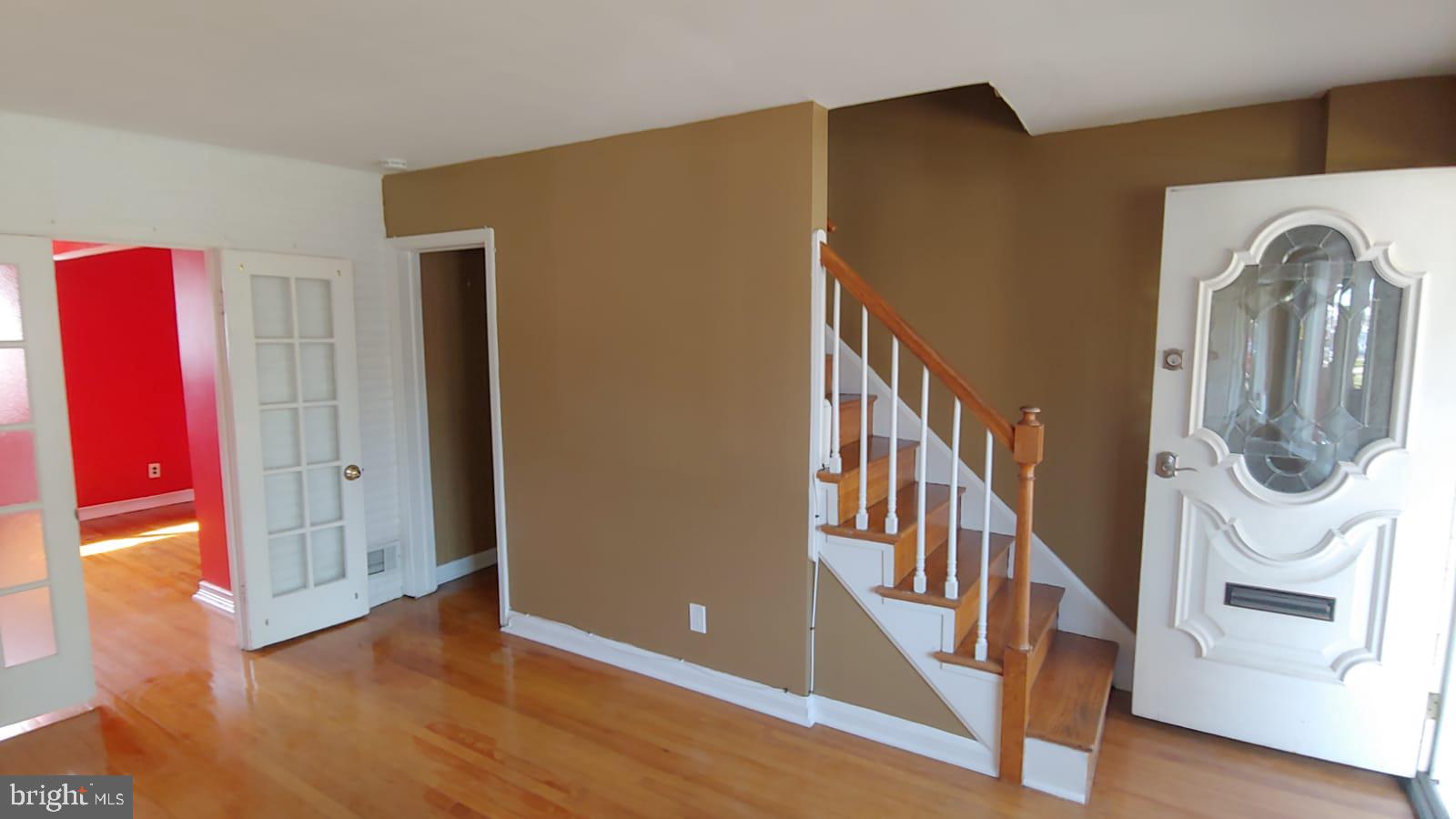 GREEKTOWN - Residential Lease