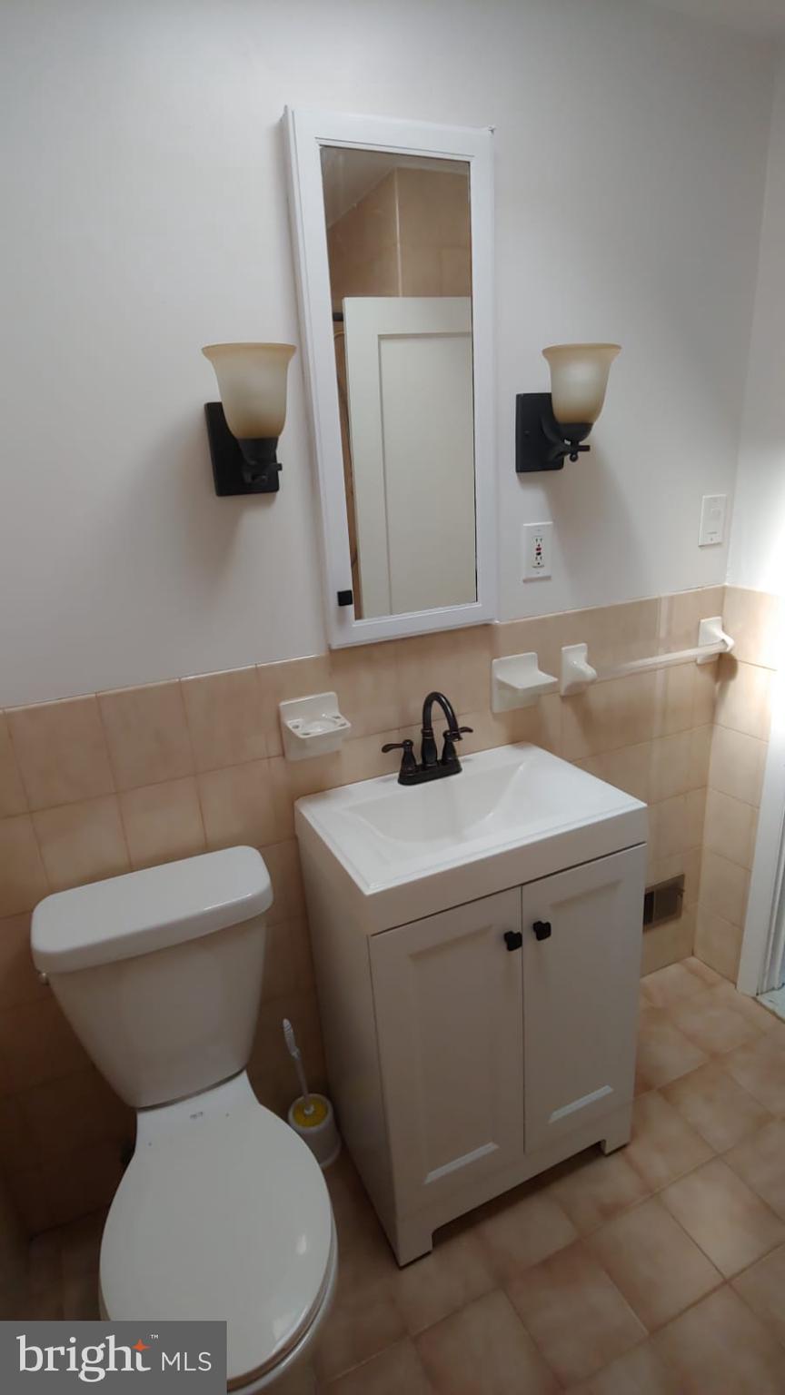 GREEKTOWN - Residential Lease