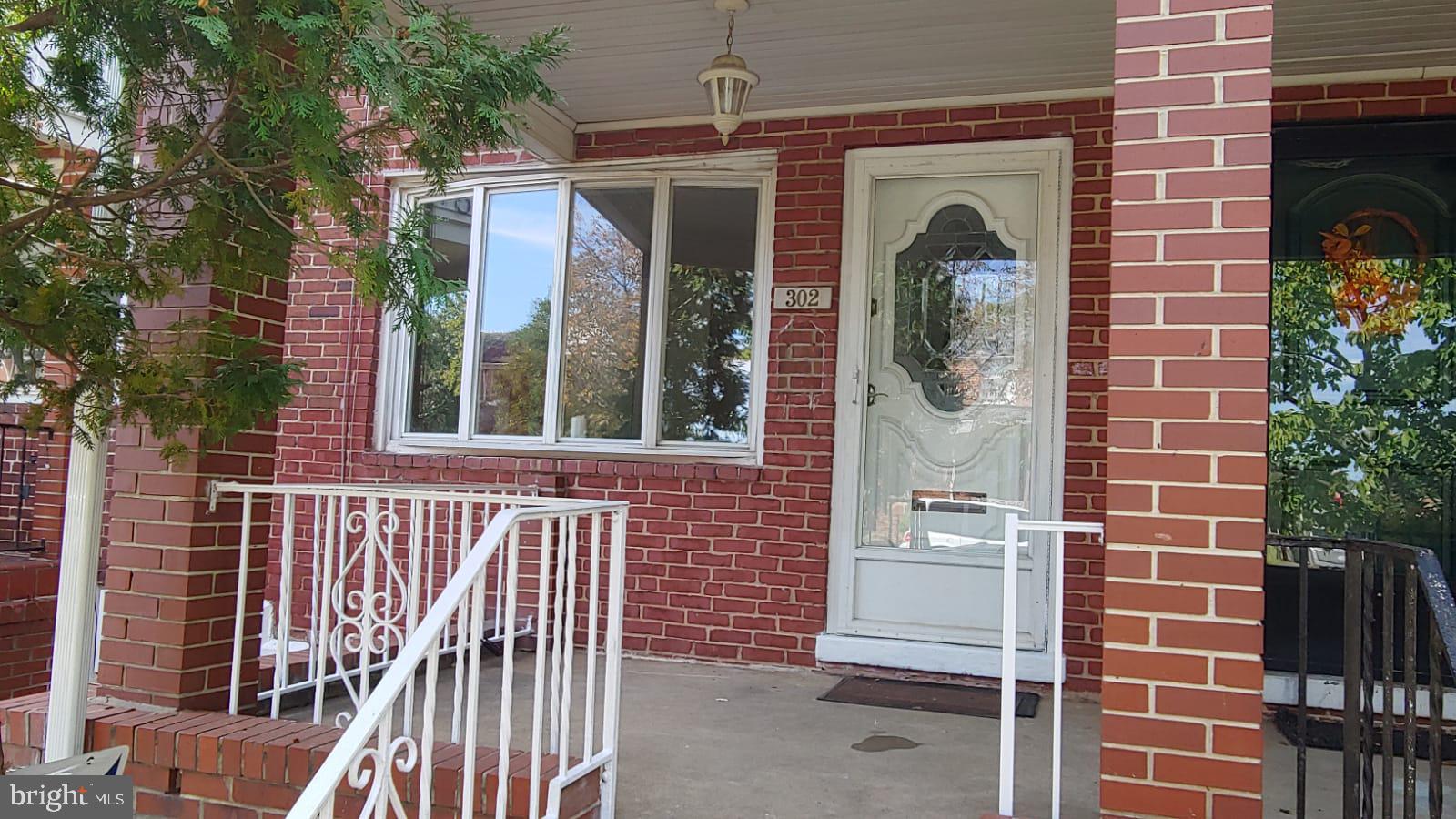 GREEKTOWN - Residential Lease