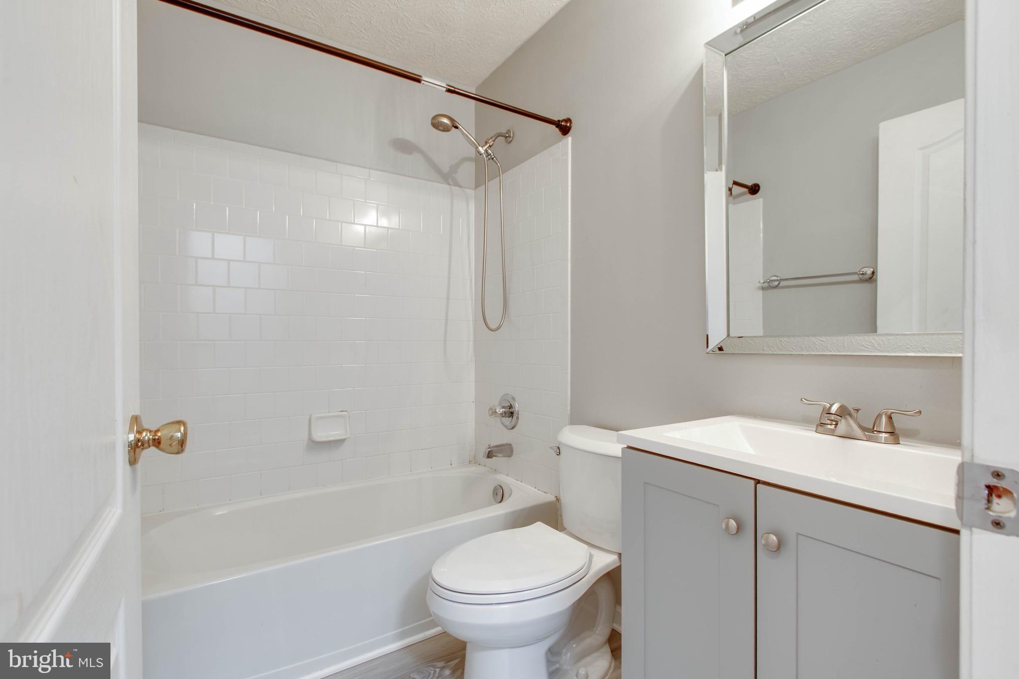 HOWARDS RIDGE - Residential Lease