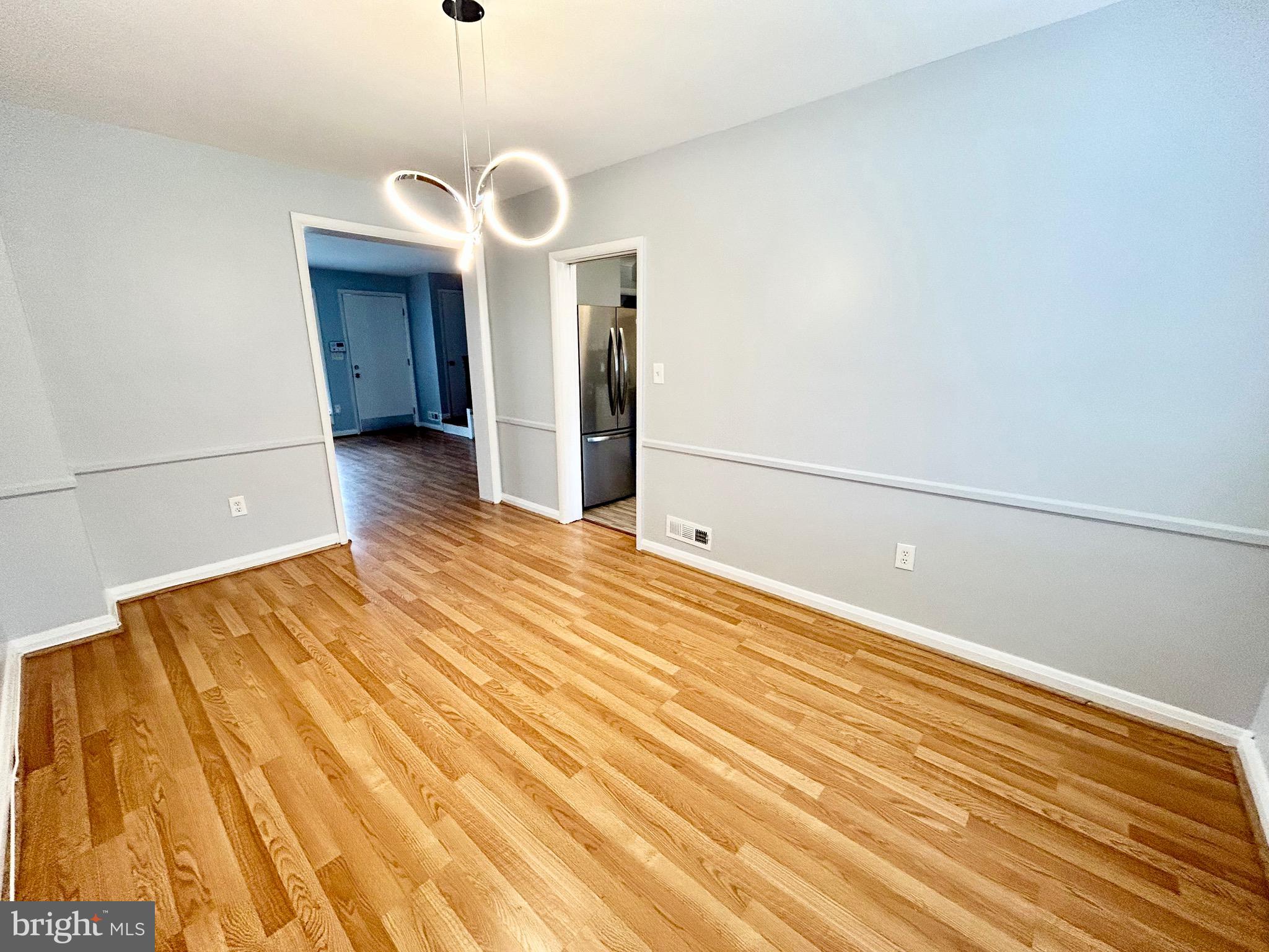 GLEN OAKS - Residential Lease