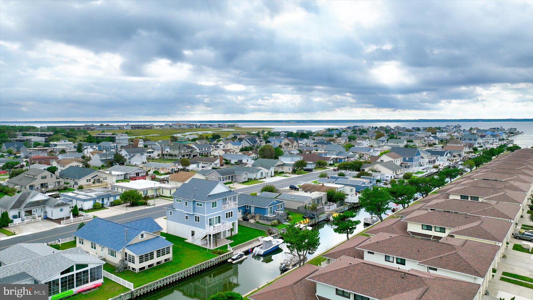 CAINE KEYS II - Residential