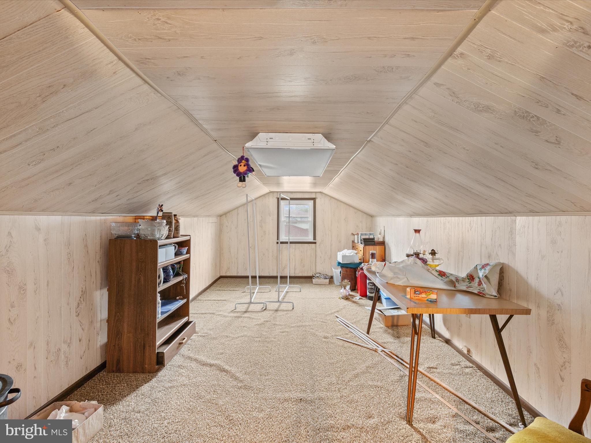 CAINE KEYS II - Residential