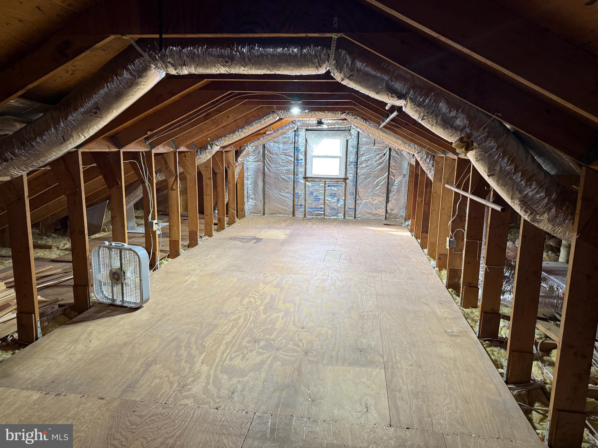 CAINE KEYS II - Residential