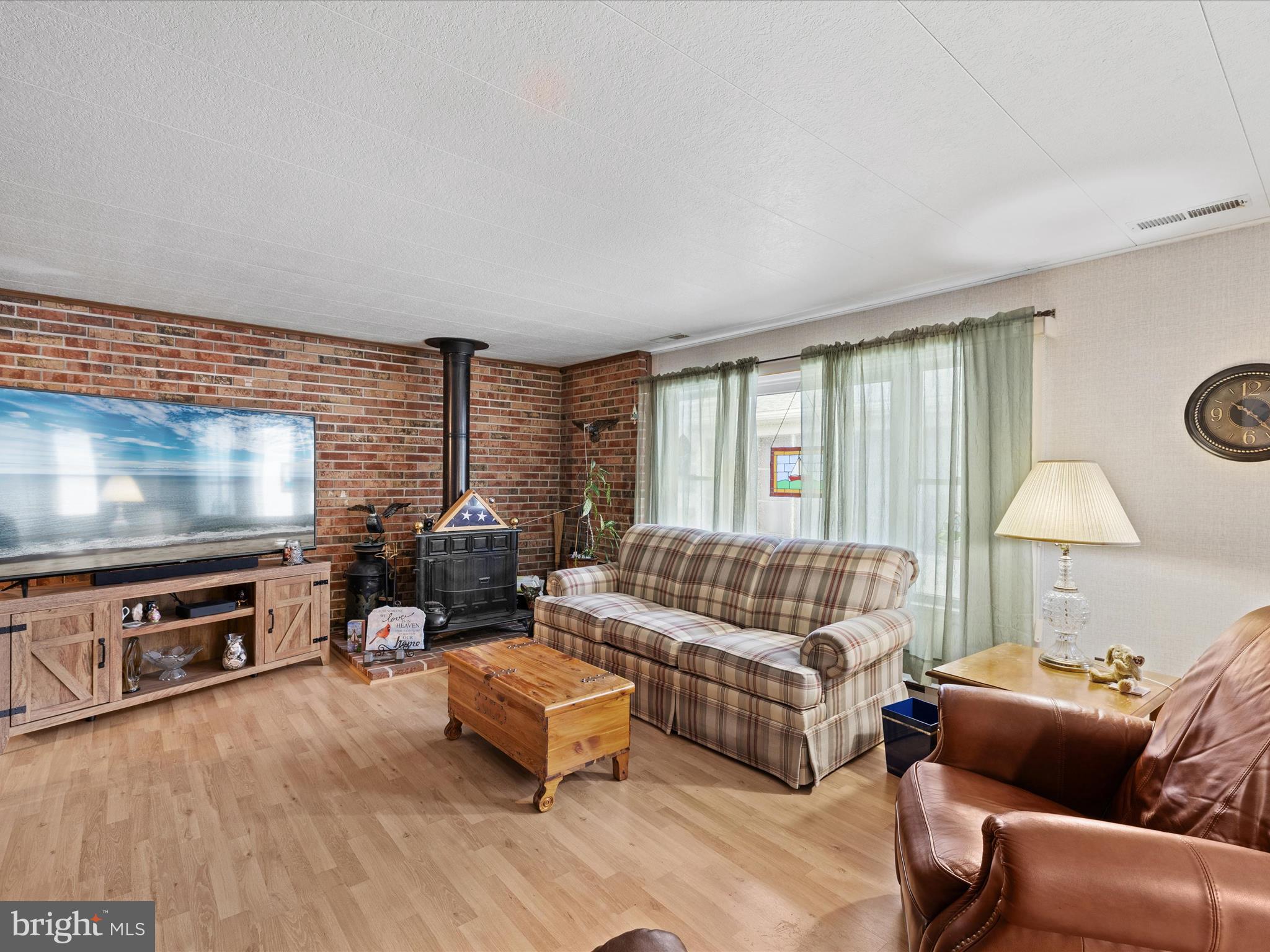 CAINE KEYS II - Residential