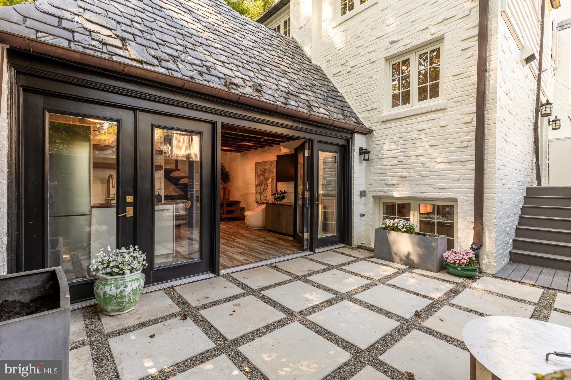 ROLLINGWOOD - Residential