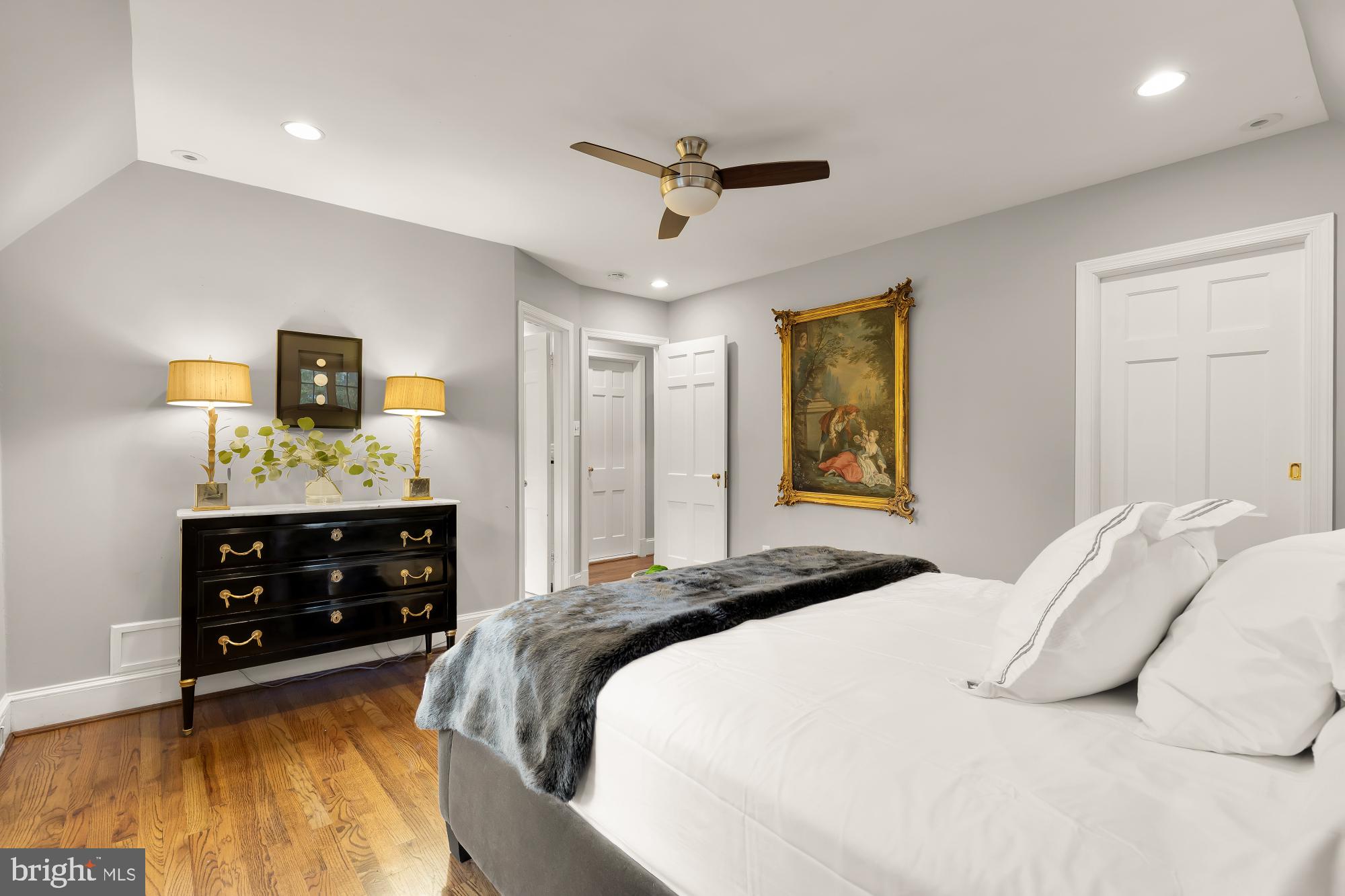 ROLLINGWOOD - Residential