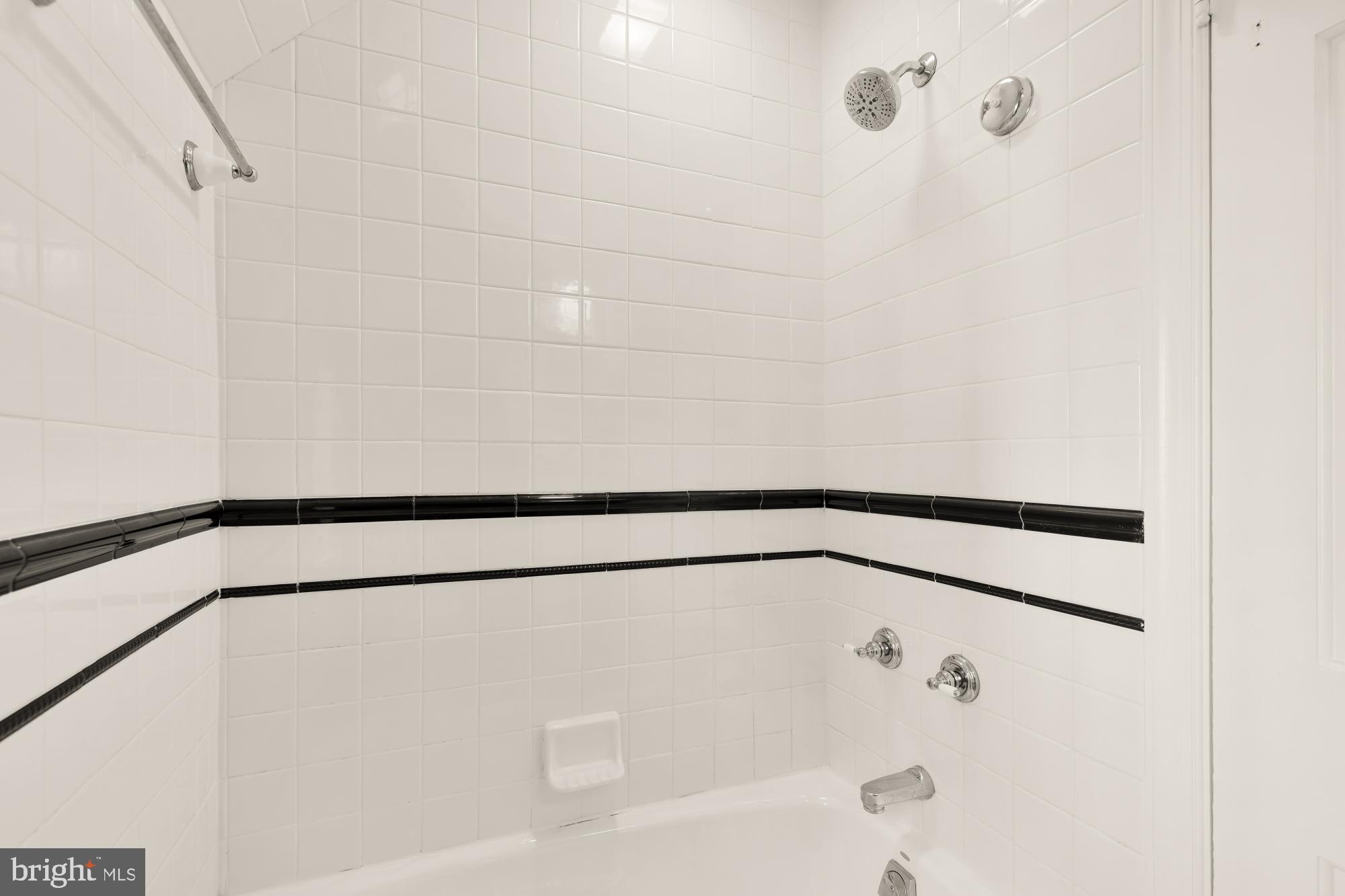 ROLLINGWOOD - Residential