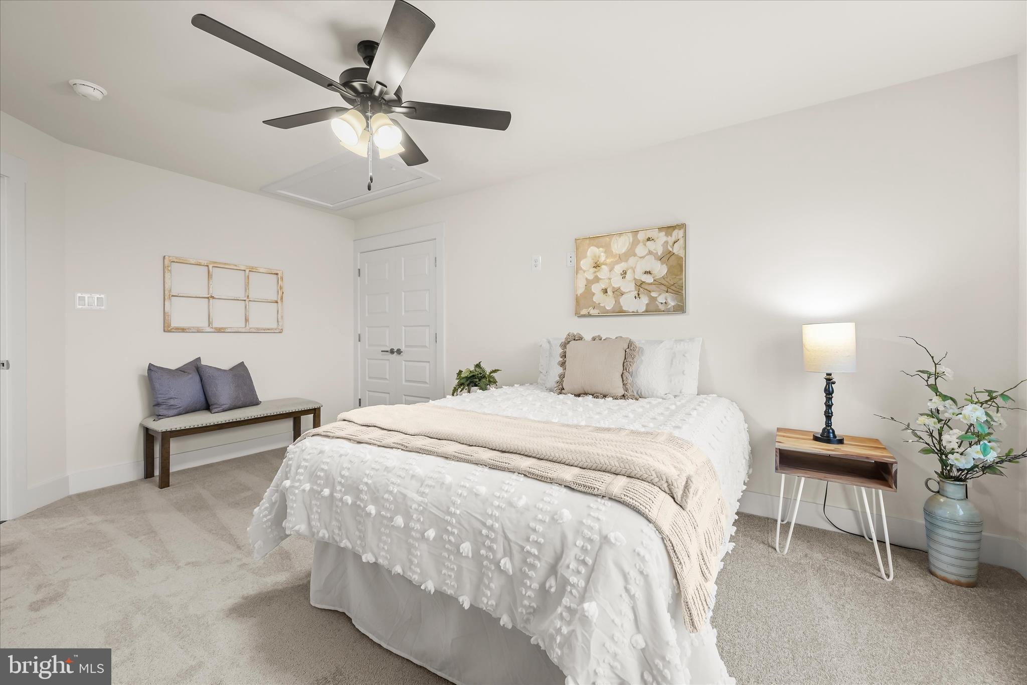 SHAMROCK ESTATES - Residential