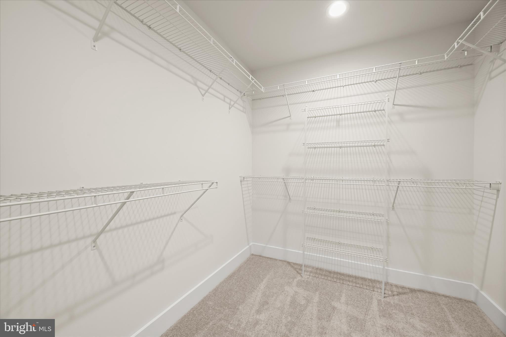 SHAMROCK ESTATES - Residential