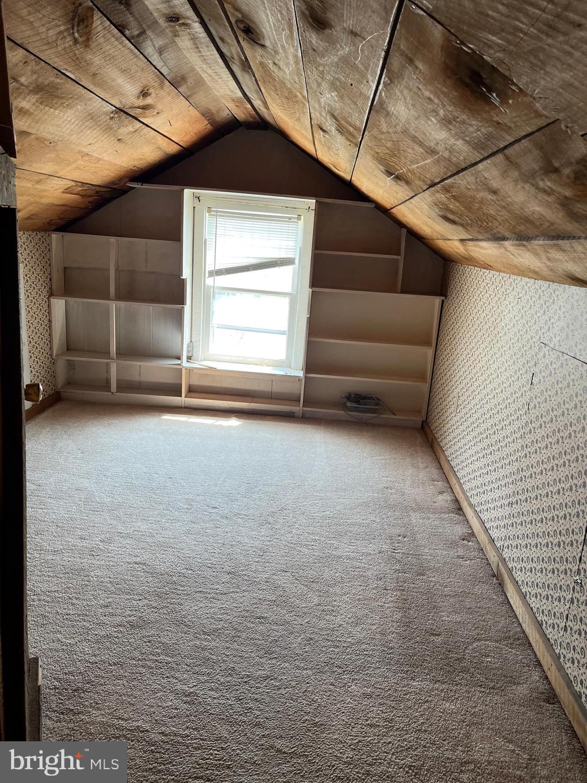 IN TOWN - Residential