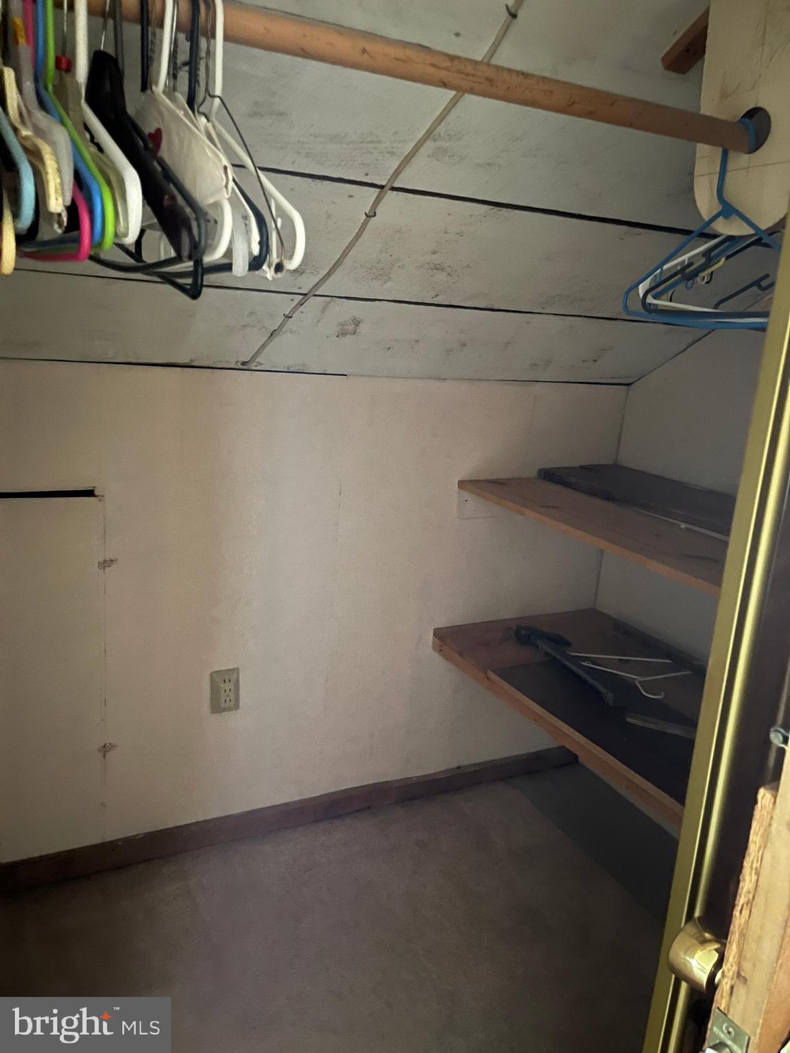 IN TOWN - Residential