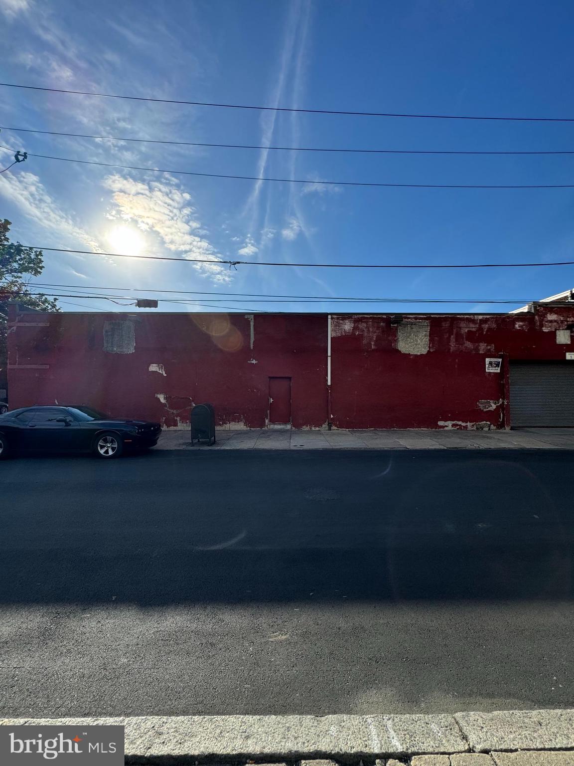 KENSINGTON - Commercial Sale