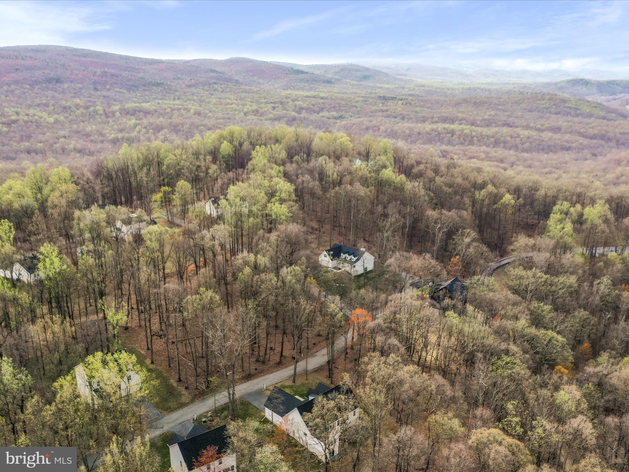 LAKE FOREST ESTATES - Residential