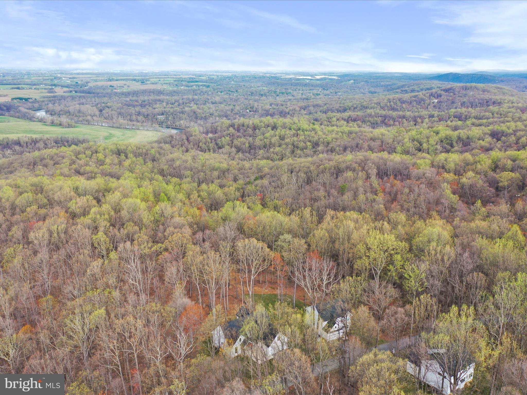 LAKE FOREST ESTATES - Residential