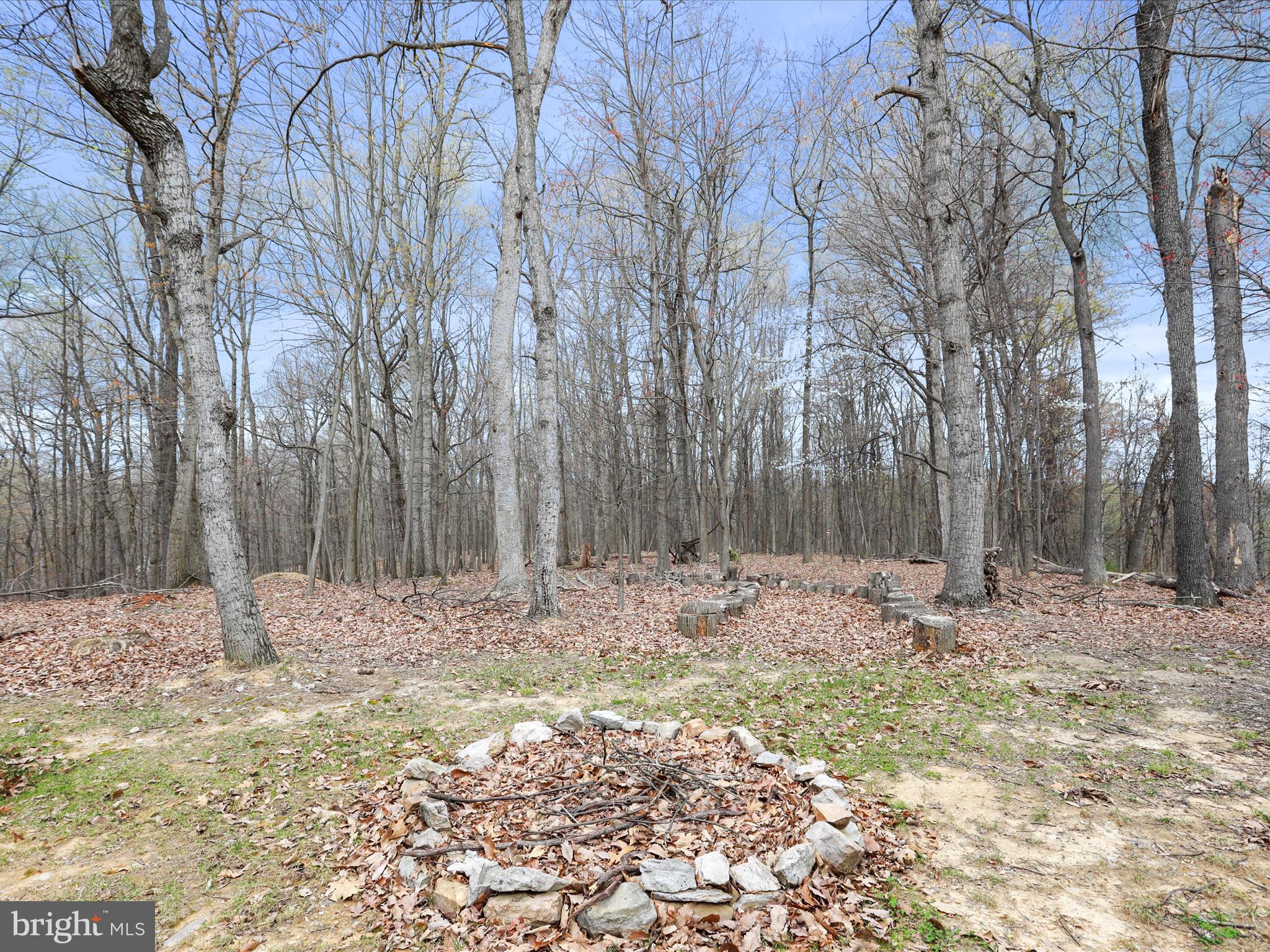 LAKE FOREST ESTATES - Residential