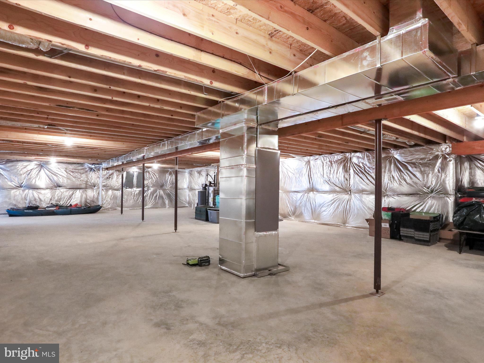 LAKE FOREST ESTATES - Residential