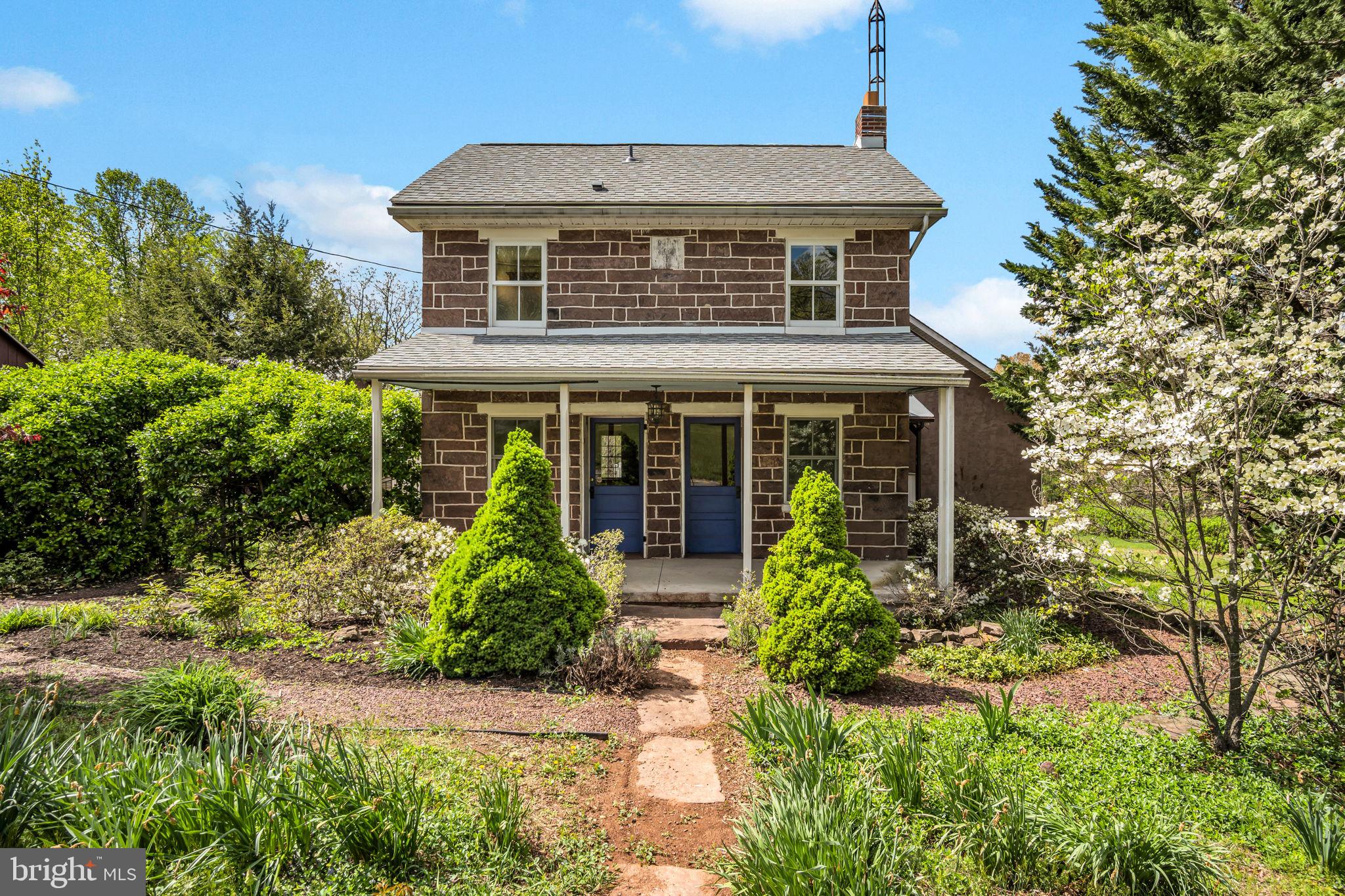 525 ANDERSONTOWN ROAD