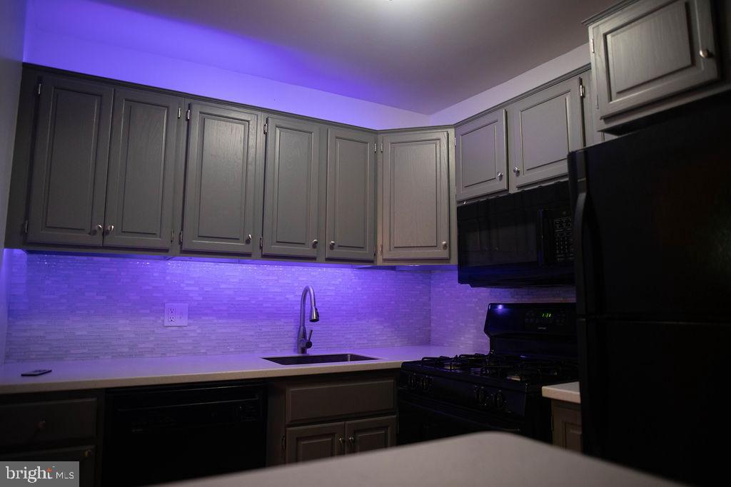 THE MEADOWS - Residential