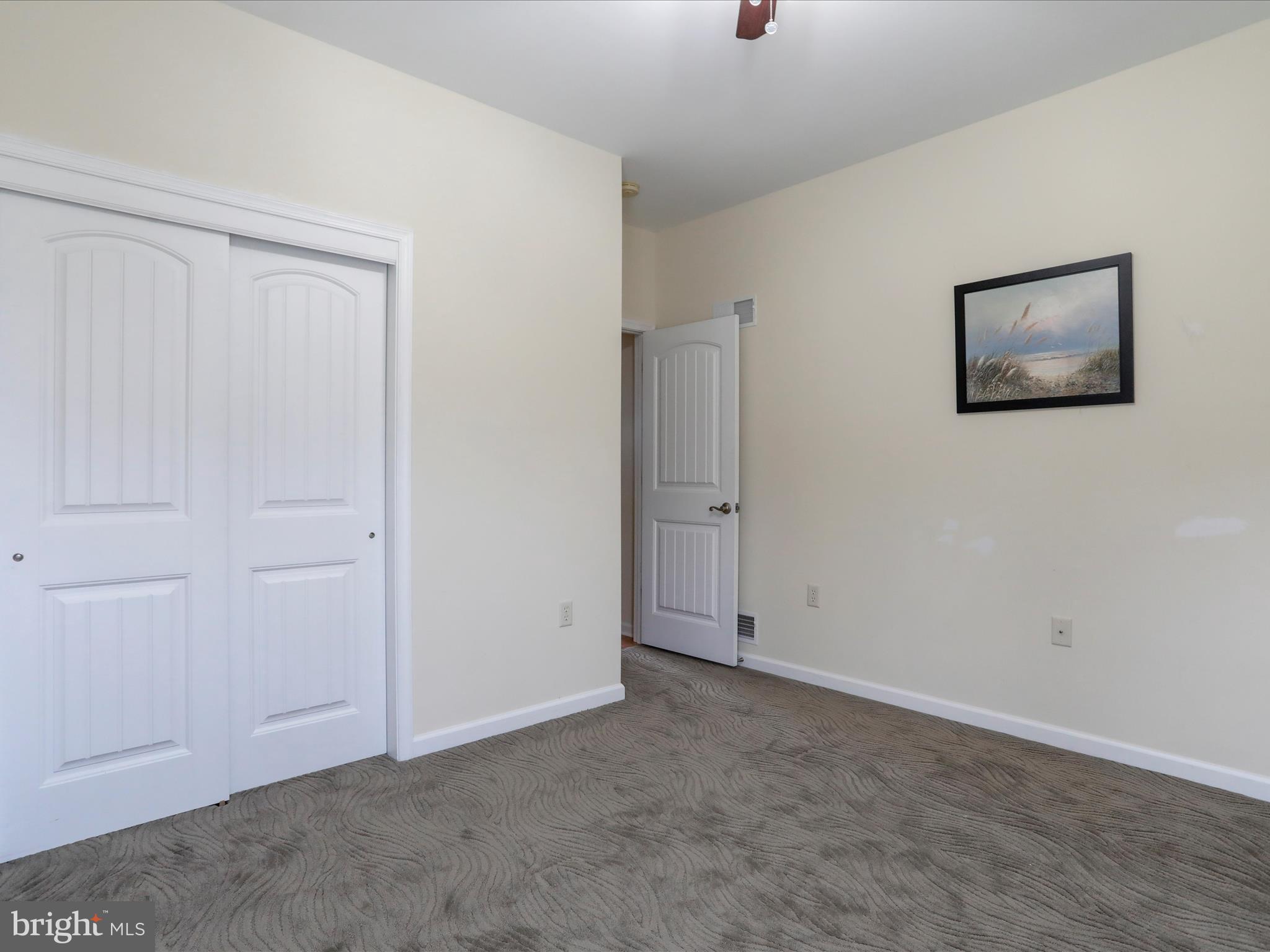 FAIRVIEW OAKS - Residential