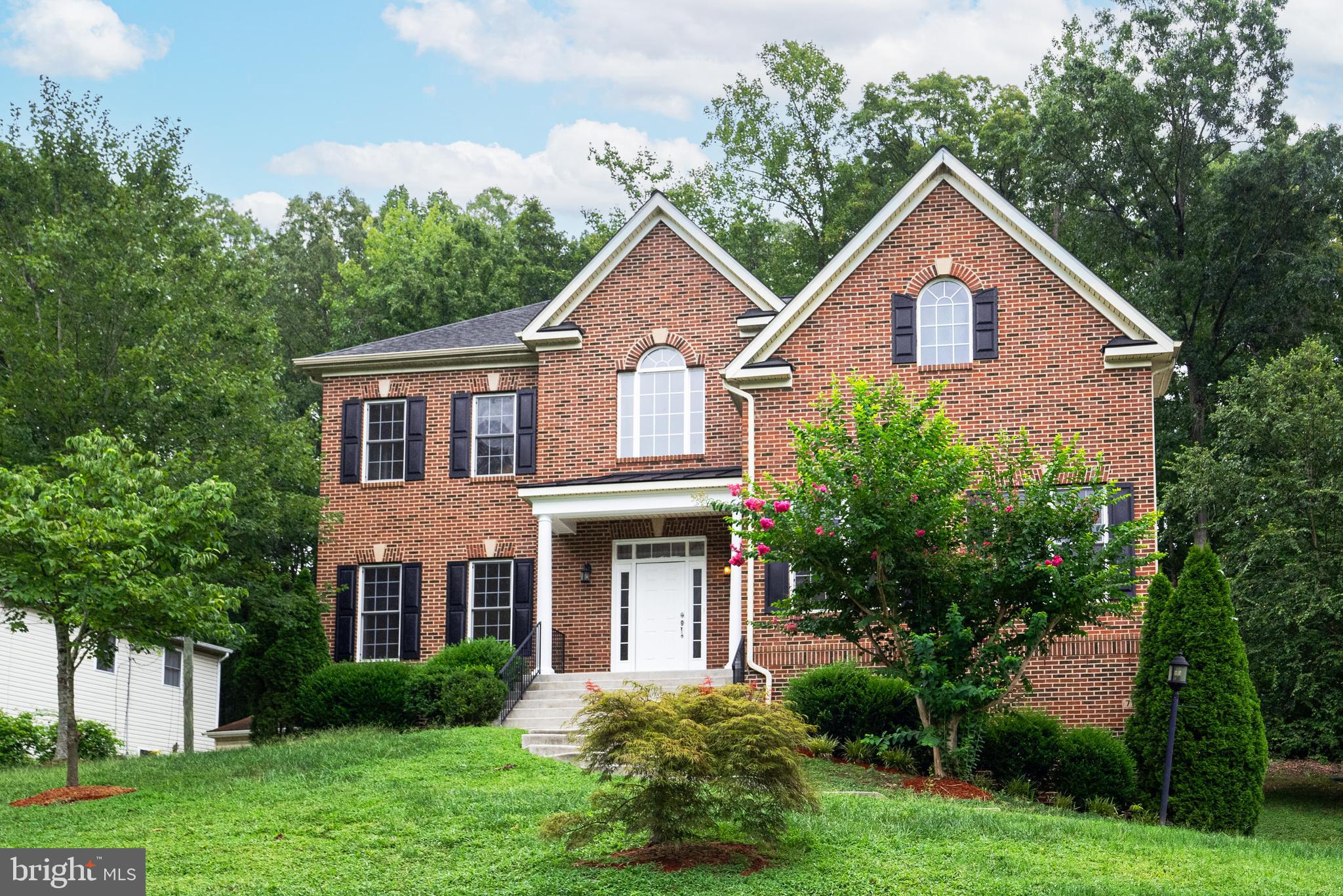 7119 BARRY ROAD