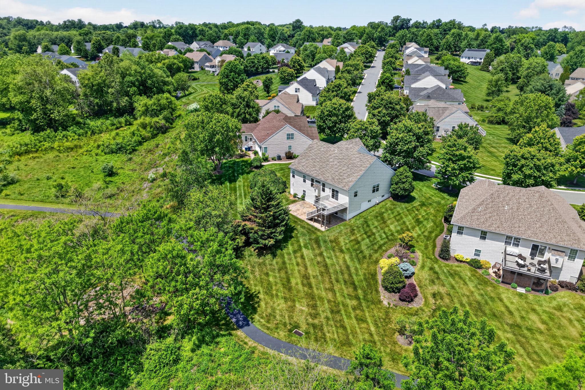 415 WESTVIEW DRIVE