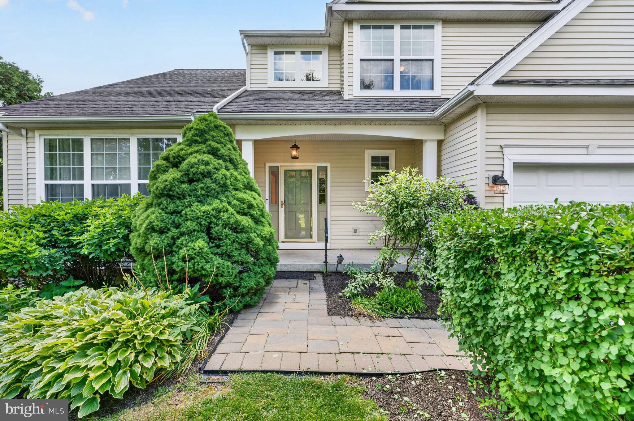 415 WESTVIEW DRIVE