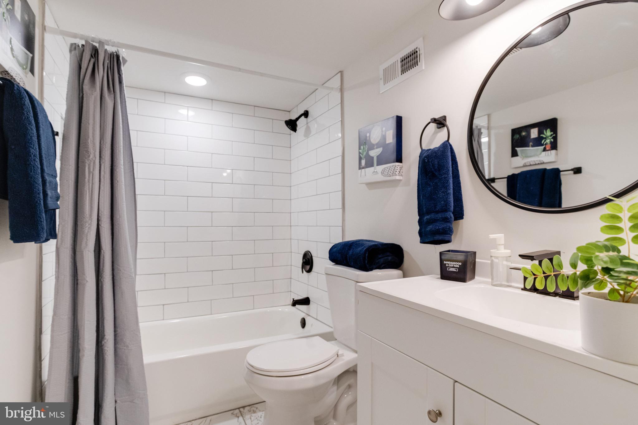 HAMILTON HEIGHTS - Residential