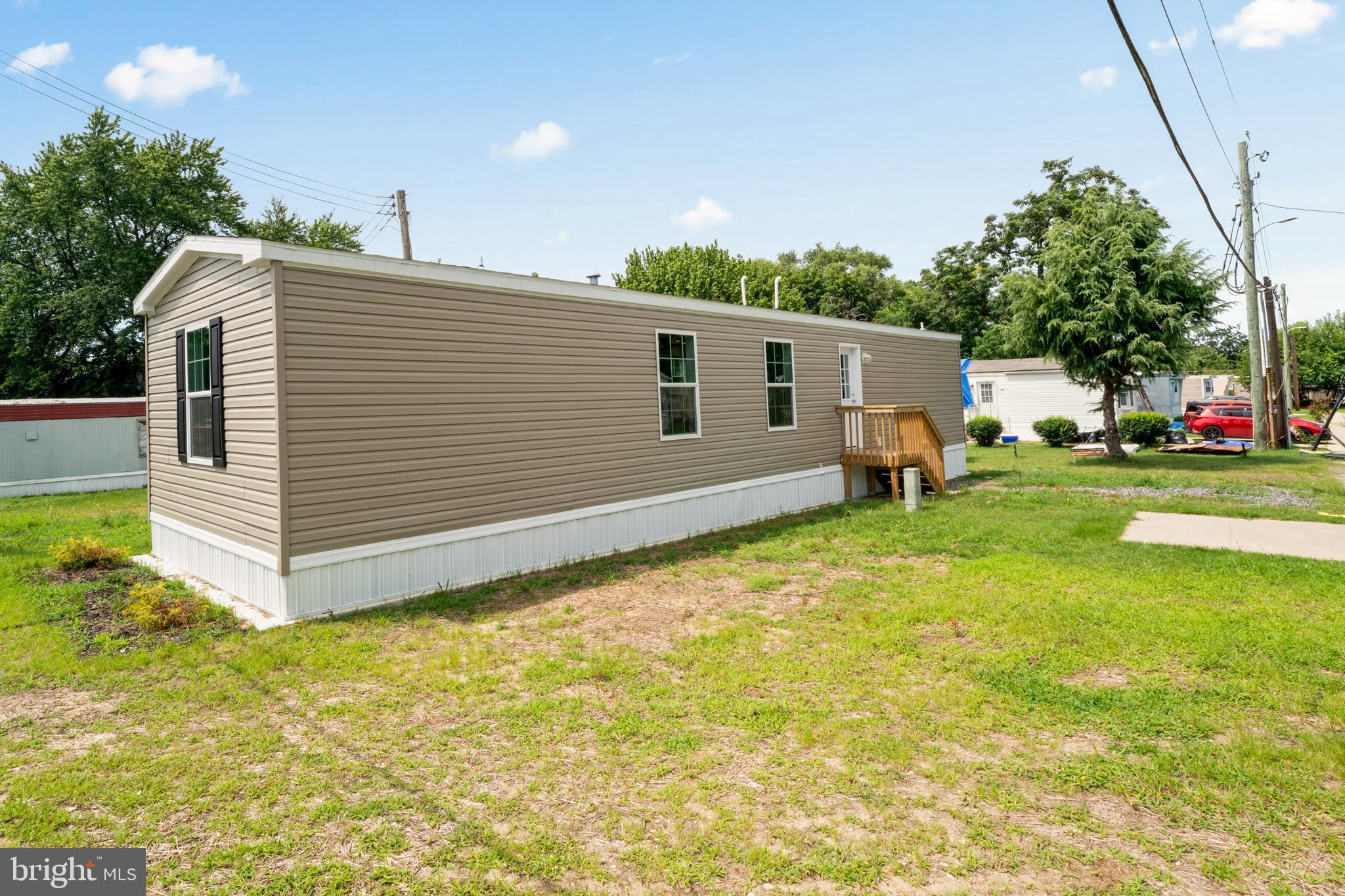 1811 N DELSEA DRIVE 4