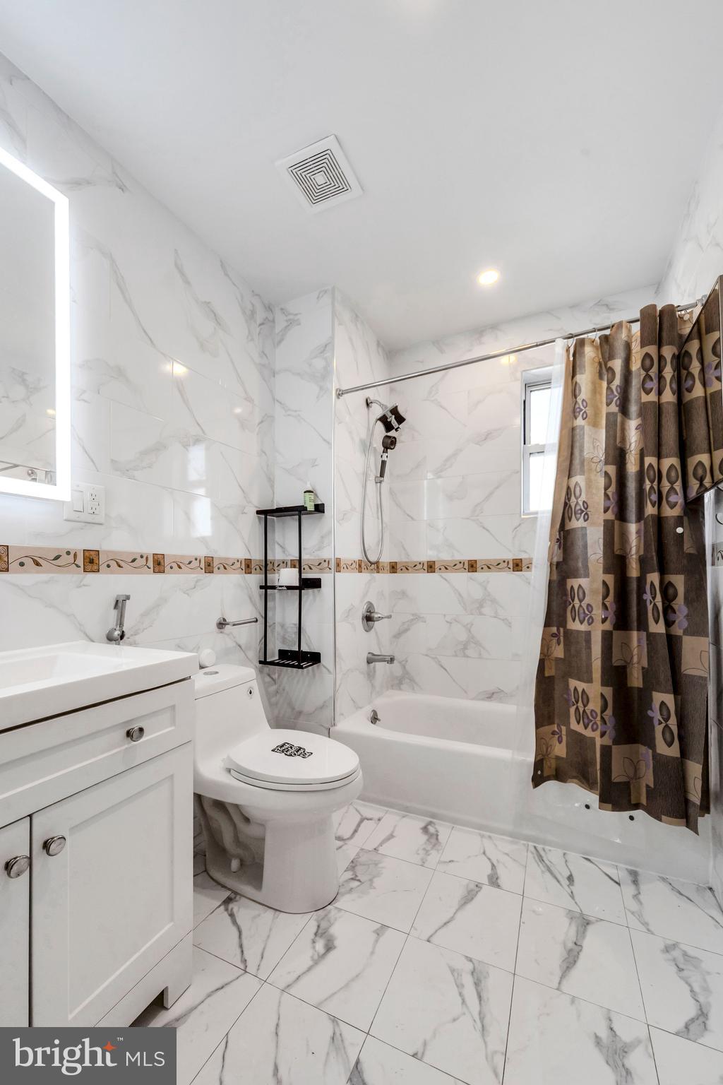 HIGHLAND PARK - Residential