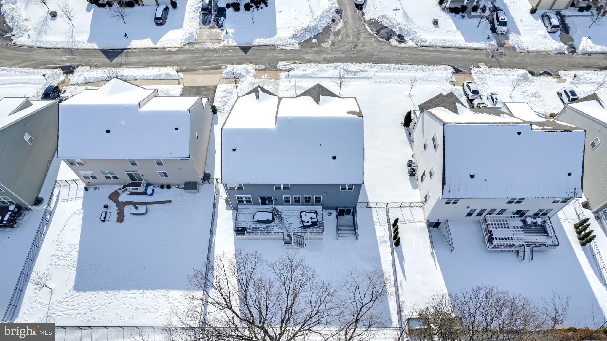 MCINTOSH - Residential