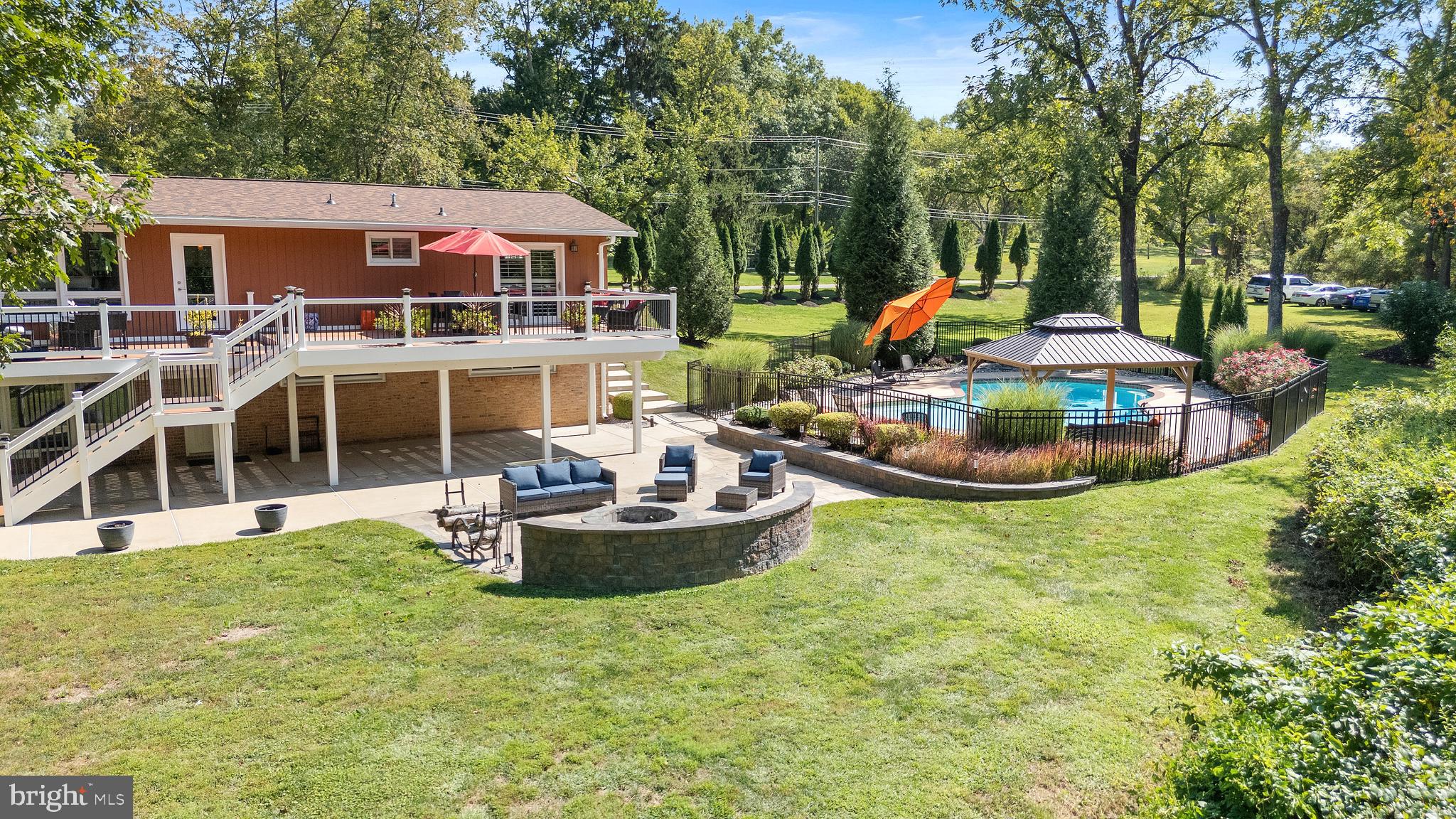 WOODSTOCK - Residential