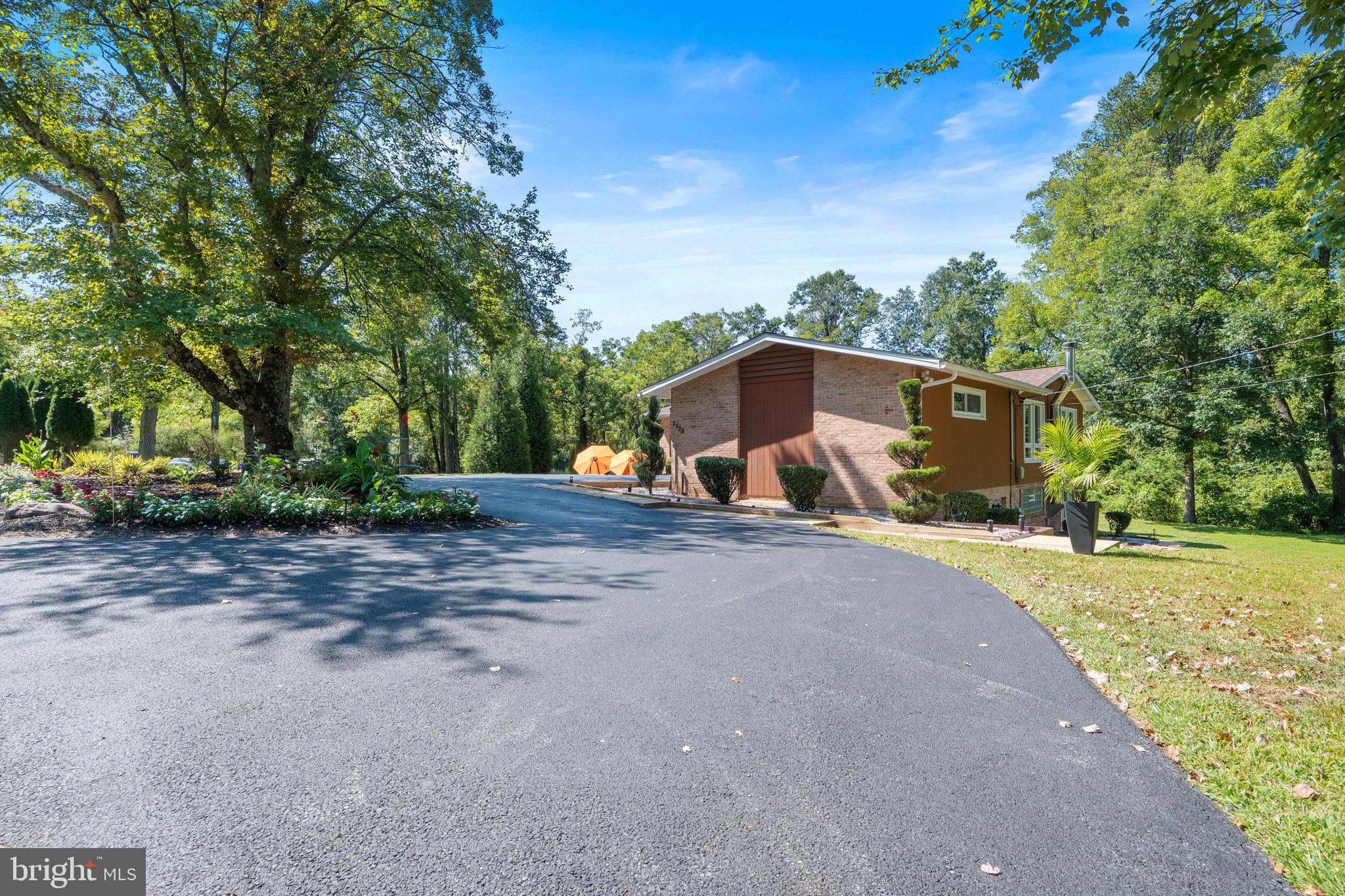 WOODSTOCK - Residential