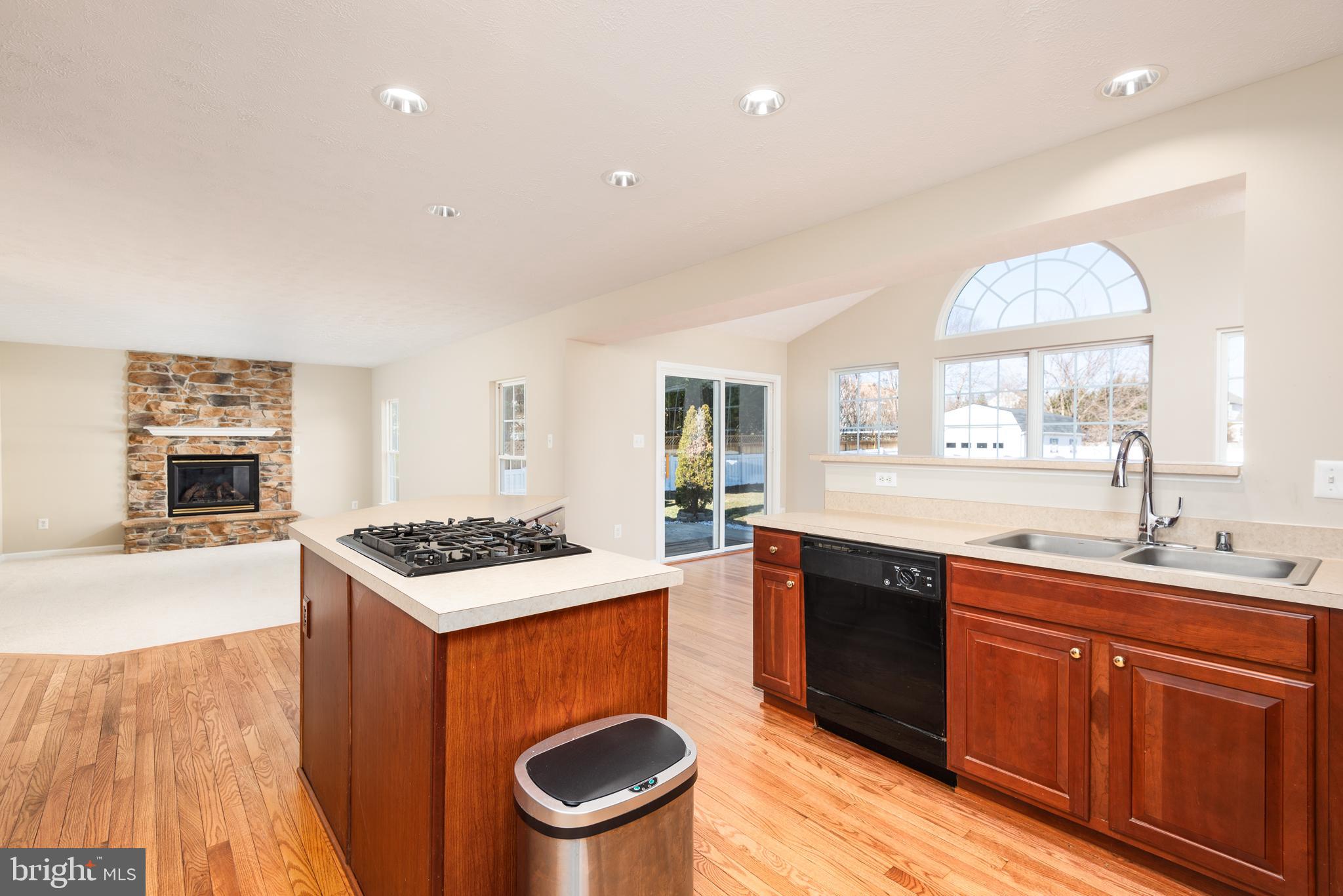 NORTH BROOK - Residential