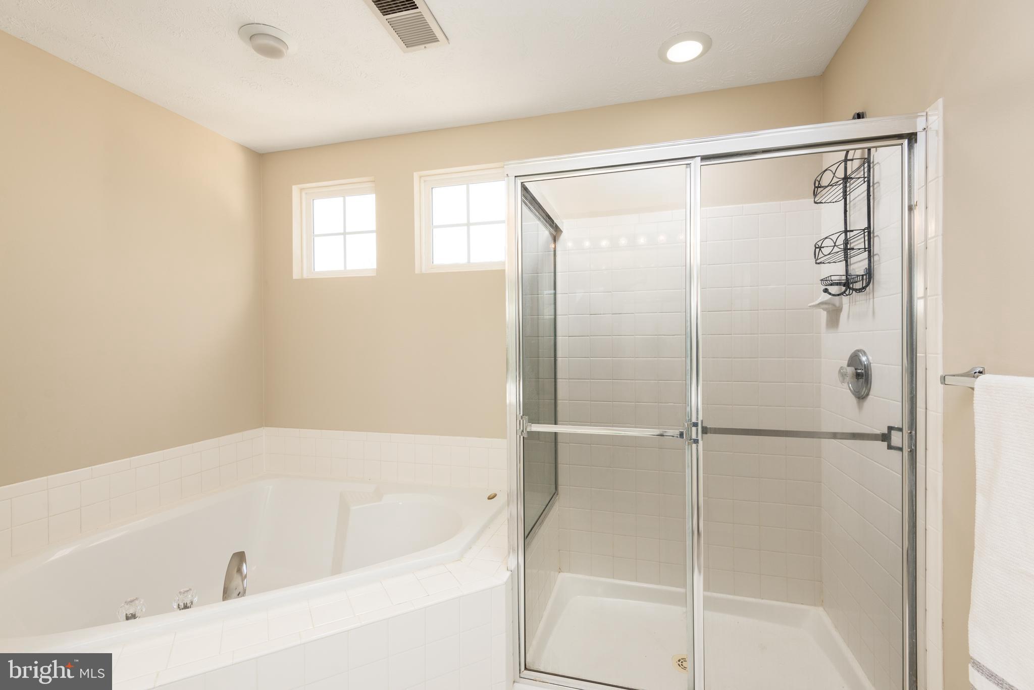 NORTH BROOK - Residential