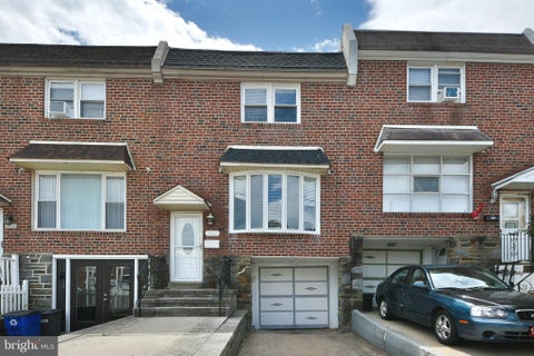 Townhouse For Sale - 2826 Maxwell Street<br/> PHILADELPHIA, PA 19136