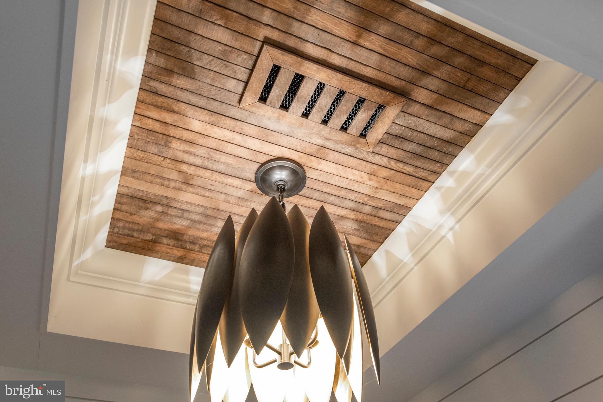 ROXBOROUGH - Residential