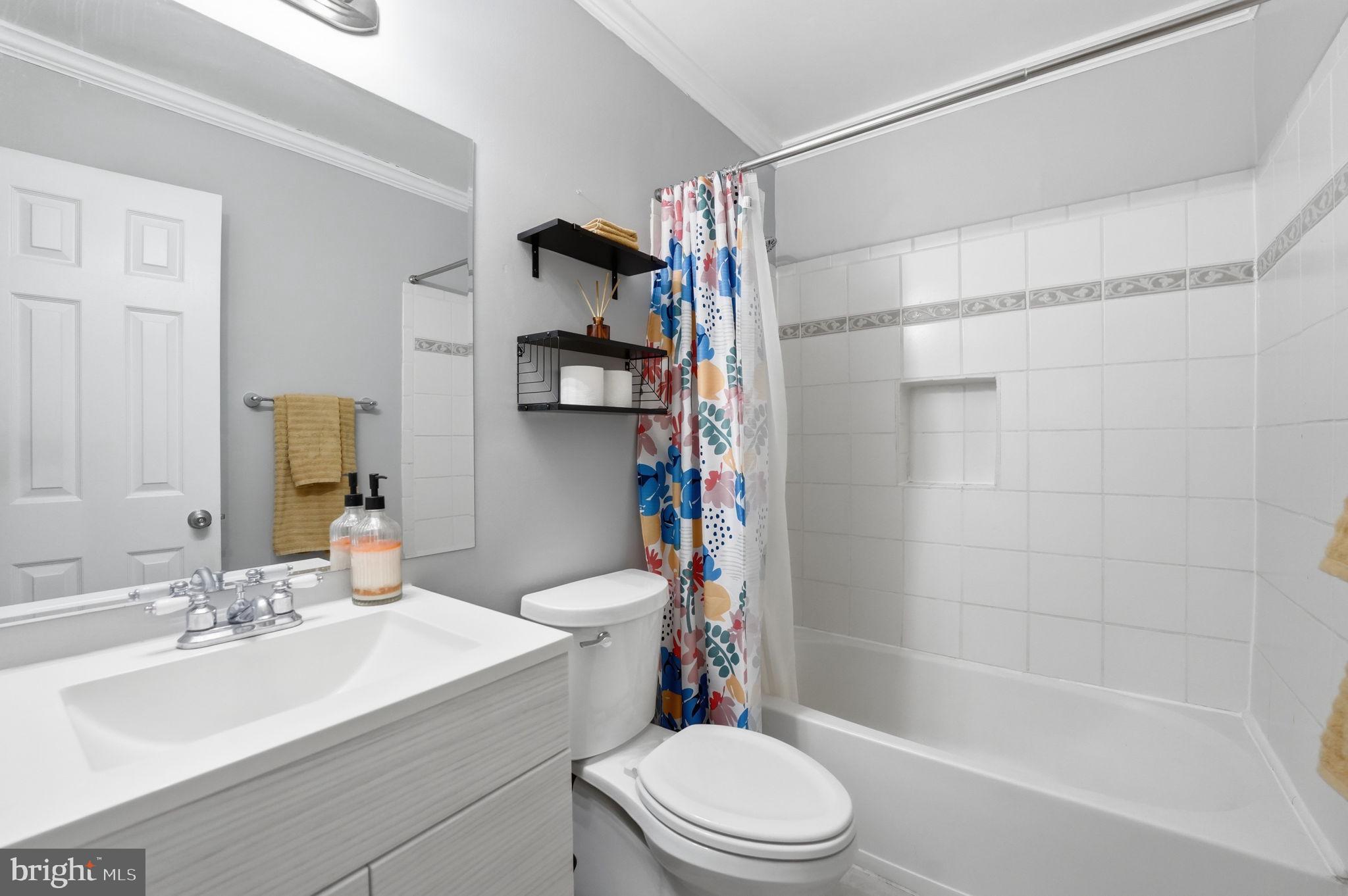 ROLLING FOREST - Residential