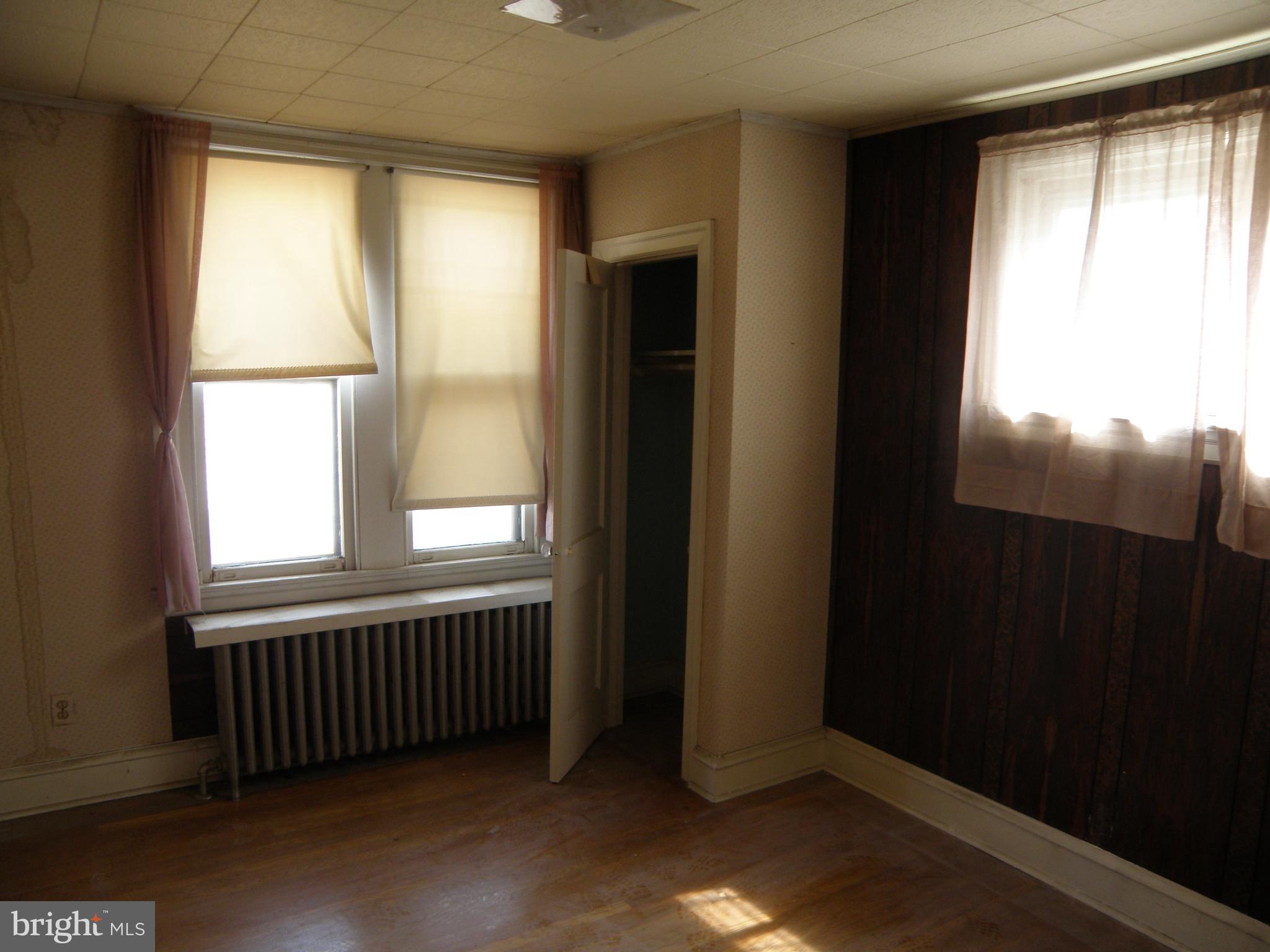 445 FERN STREET