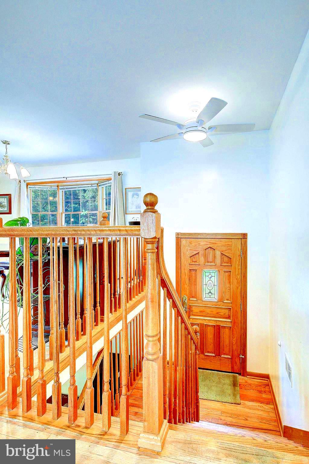 ROLLING HILLS - Residential