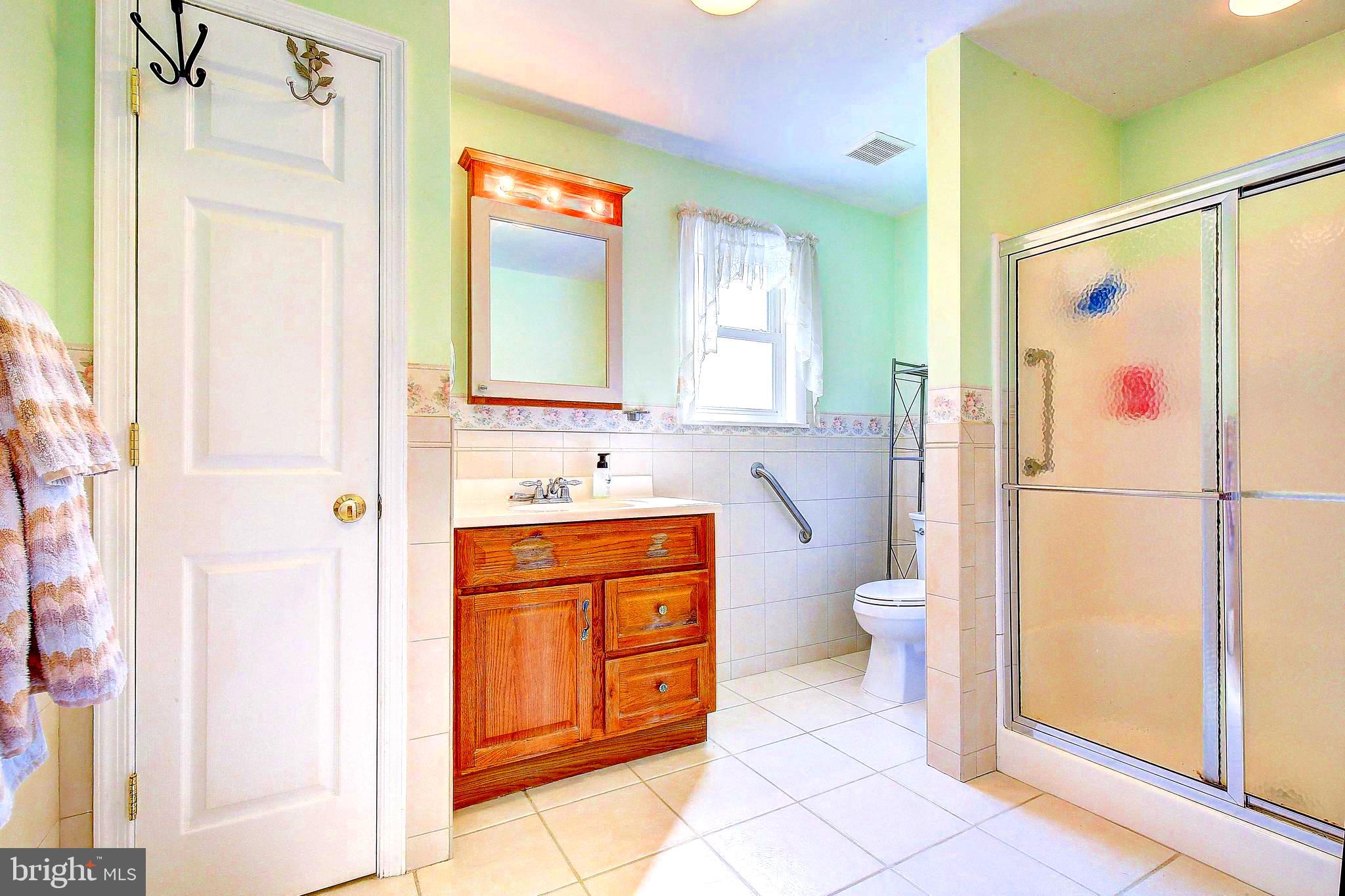 ROLLING HILLS - Residential