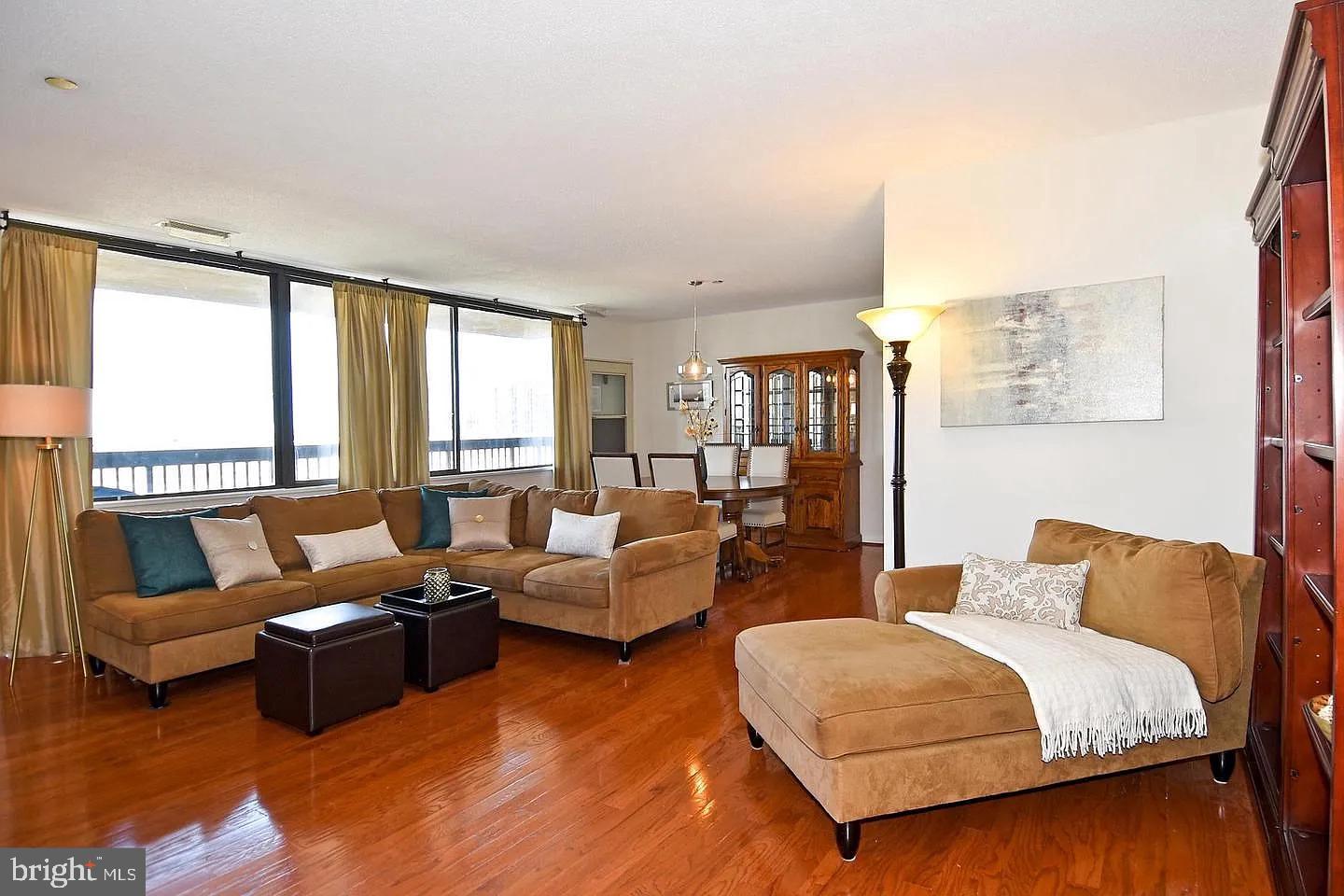 SKYLINE HOUSE - Residential Lease