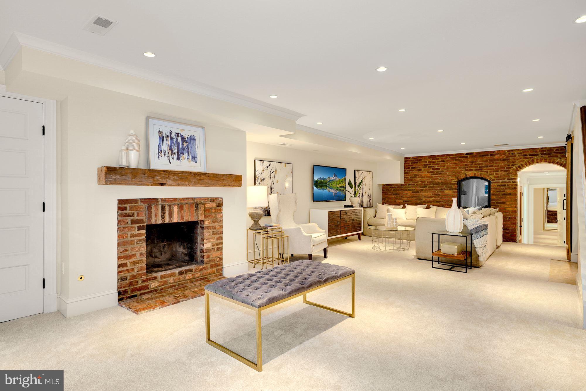 GEORGETOWN - Residential
