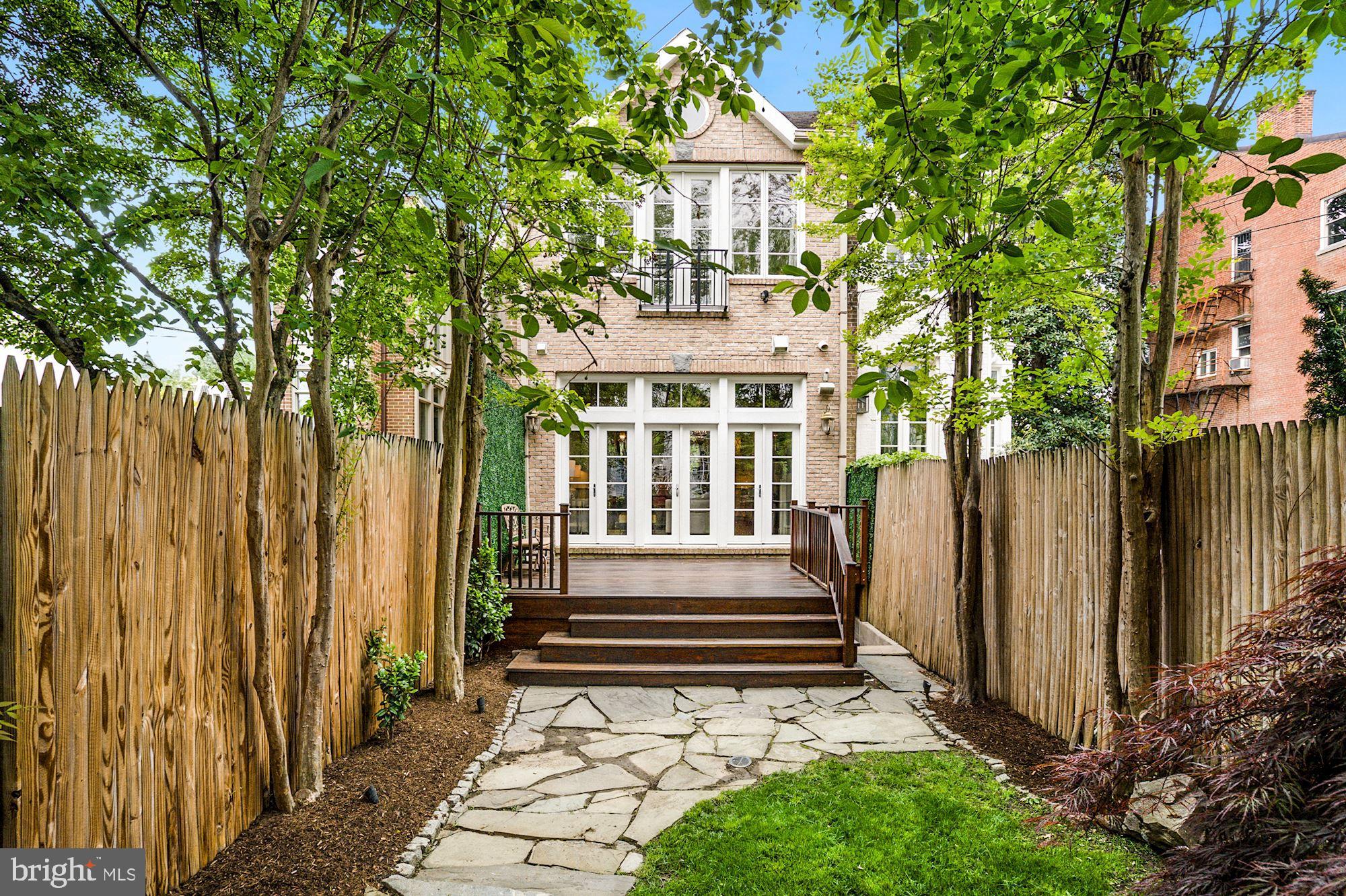 GEORGETOWN - Residential
