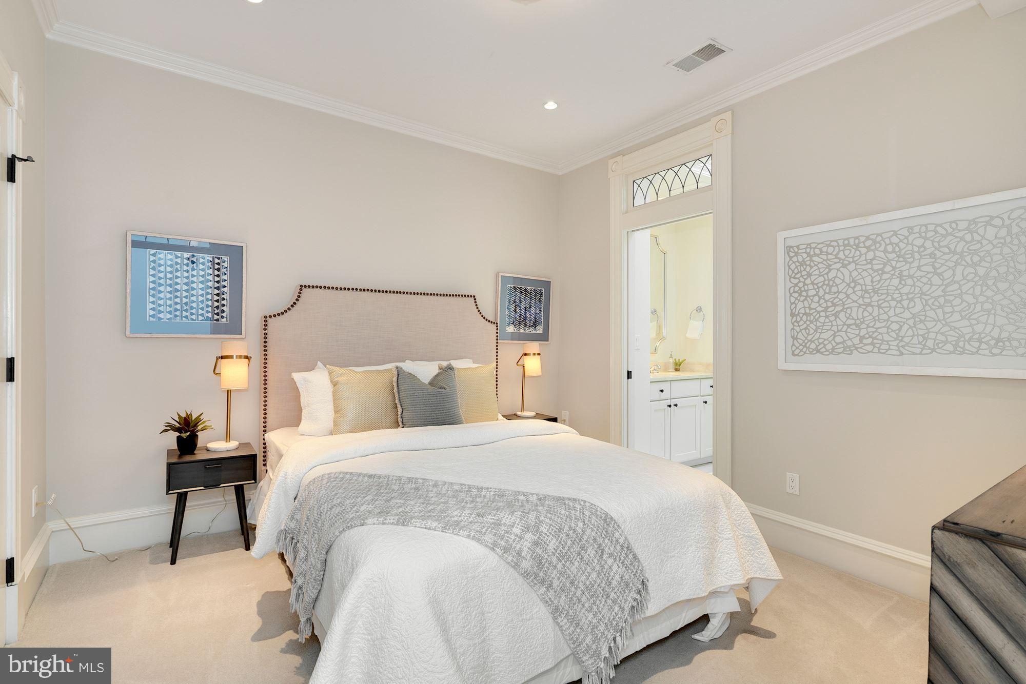 GEORGETOWN - Residential
