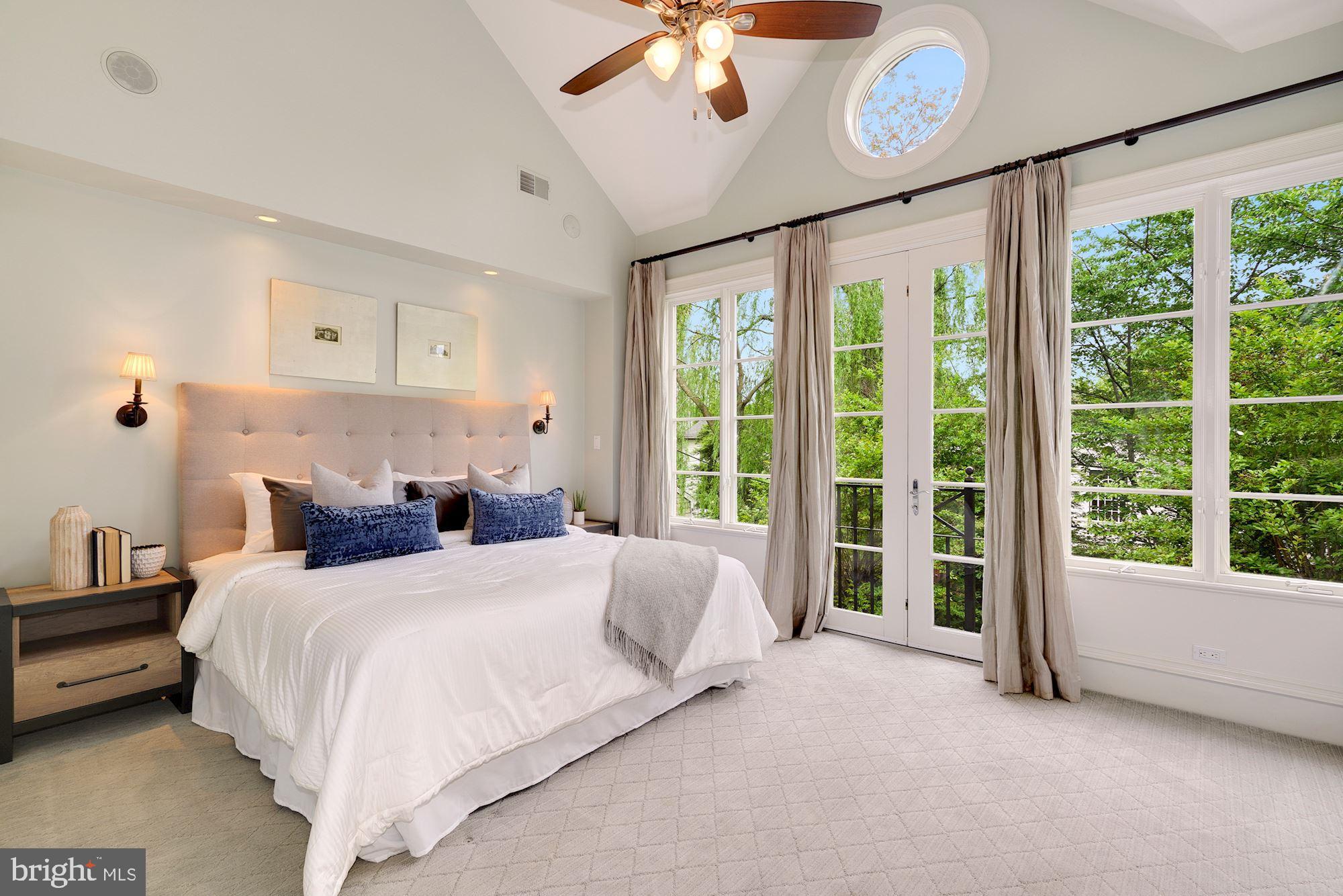 GEORGETOWN - Residential